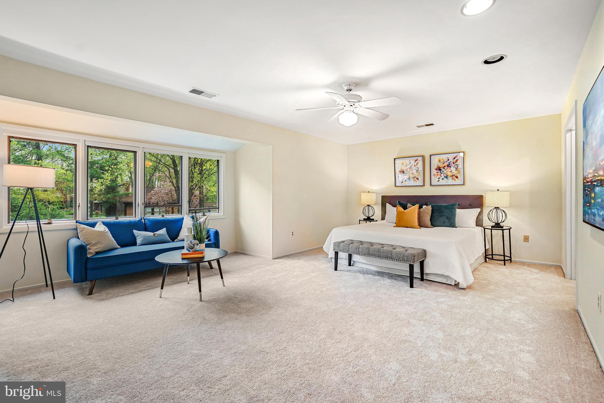 CONGRESSIONAL COUNTRY CLUB ESTATES - Residential