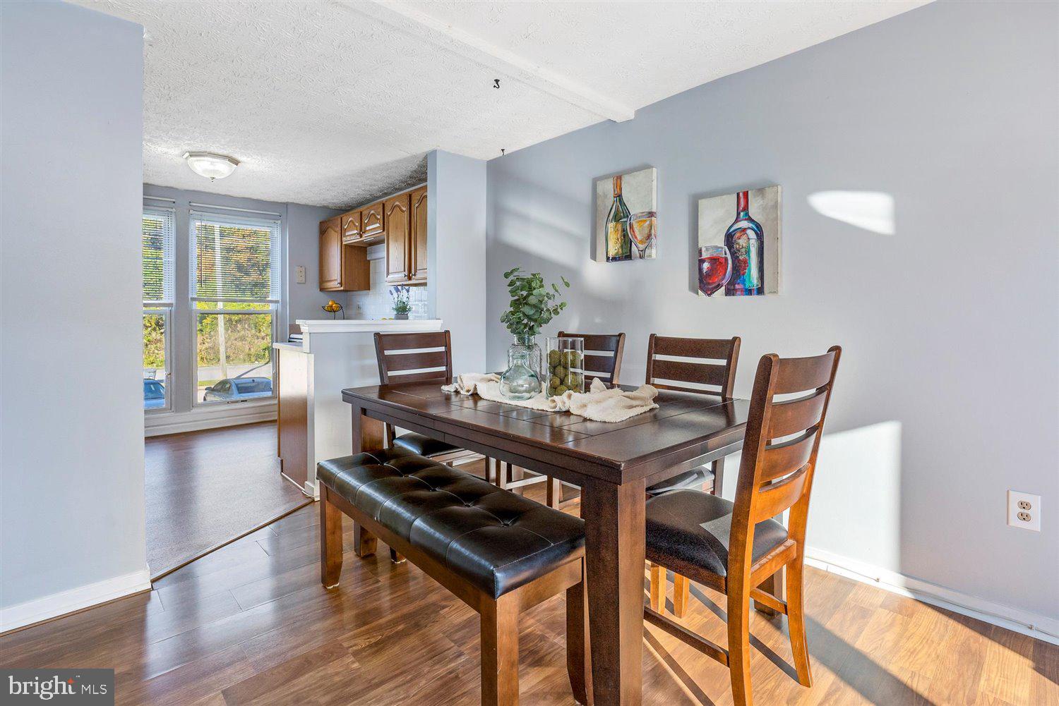 CARROLLWOOD MANOR - Residential