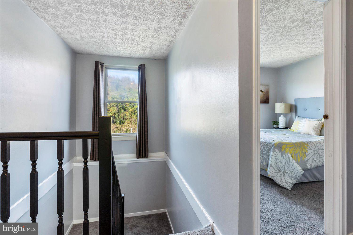 CARROLLWOOD MANOR - Residential