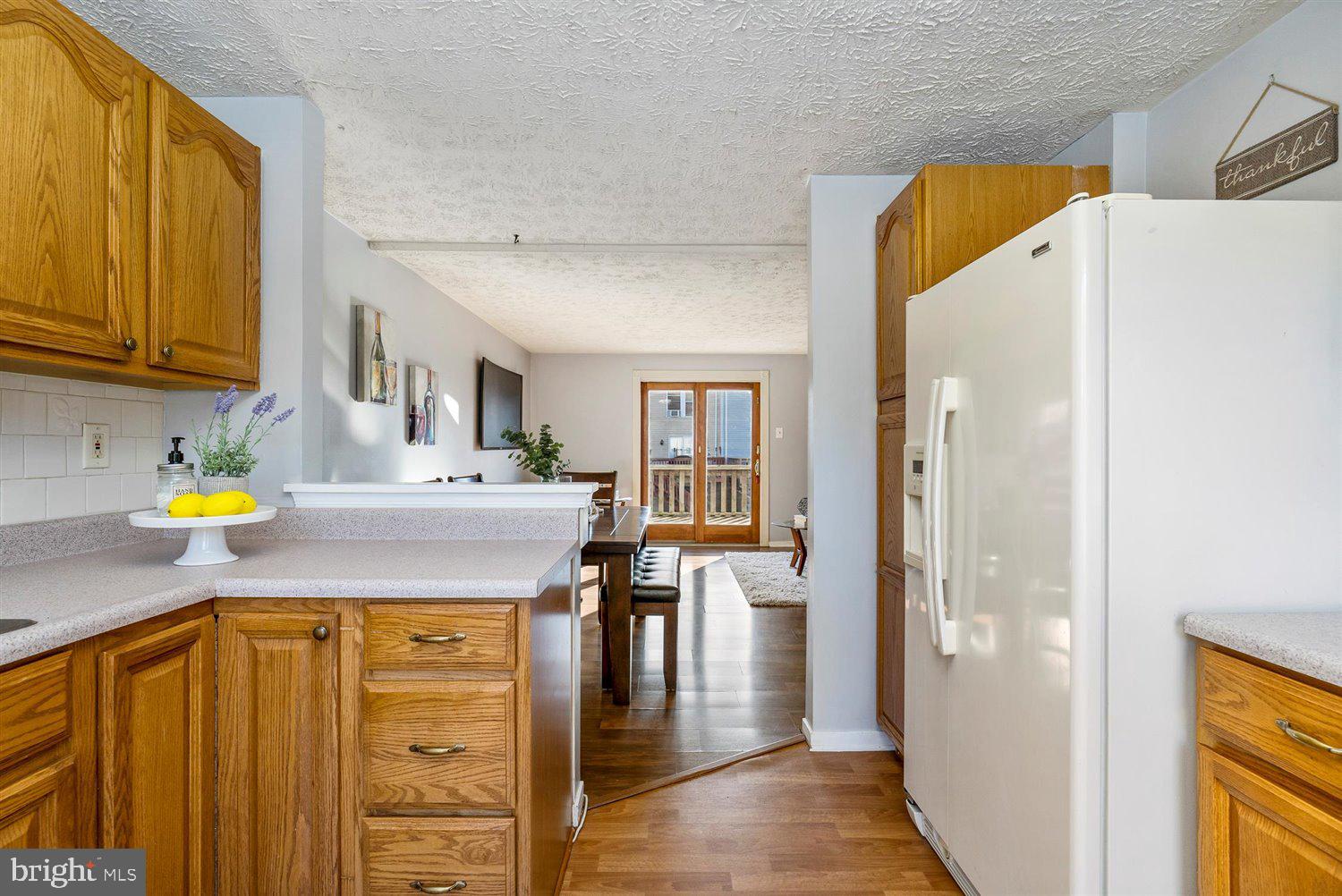 CARROLLWOOD MANOR - Residential