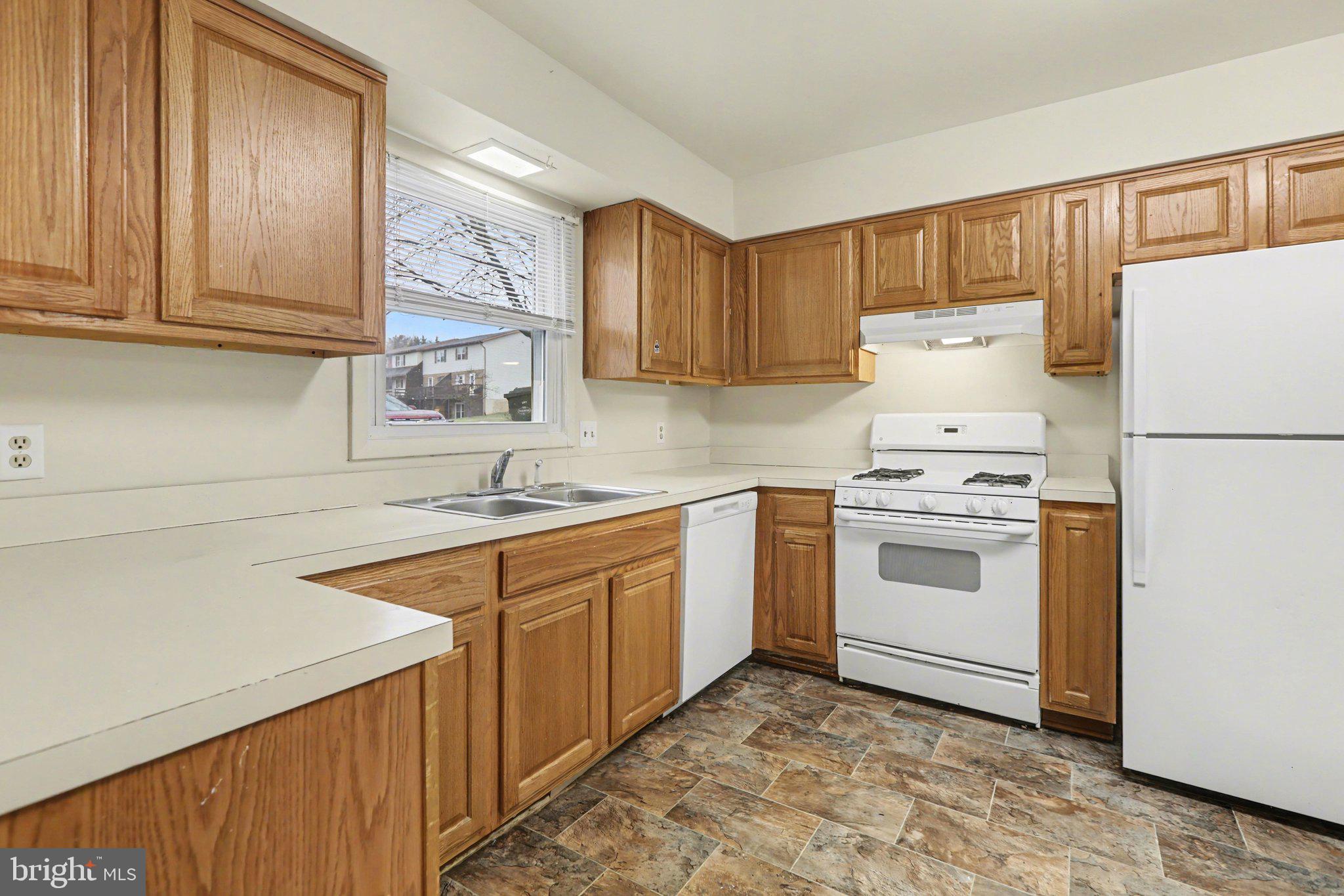 ARLINGTON HILLS - Residential