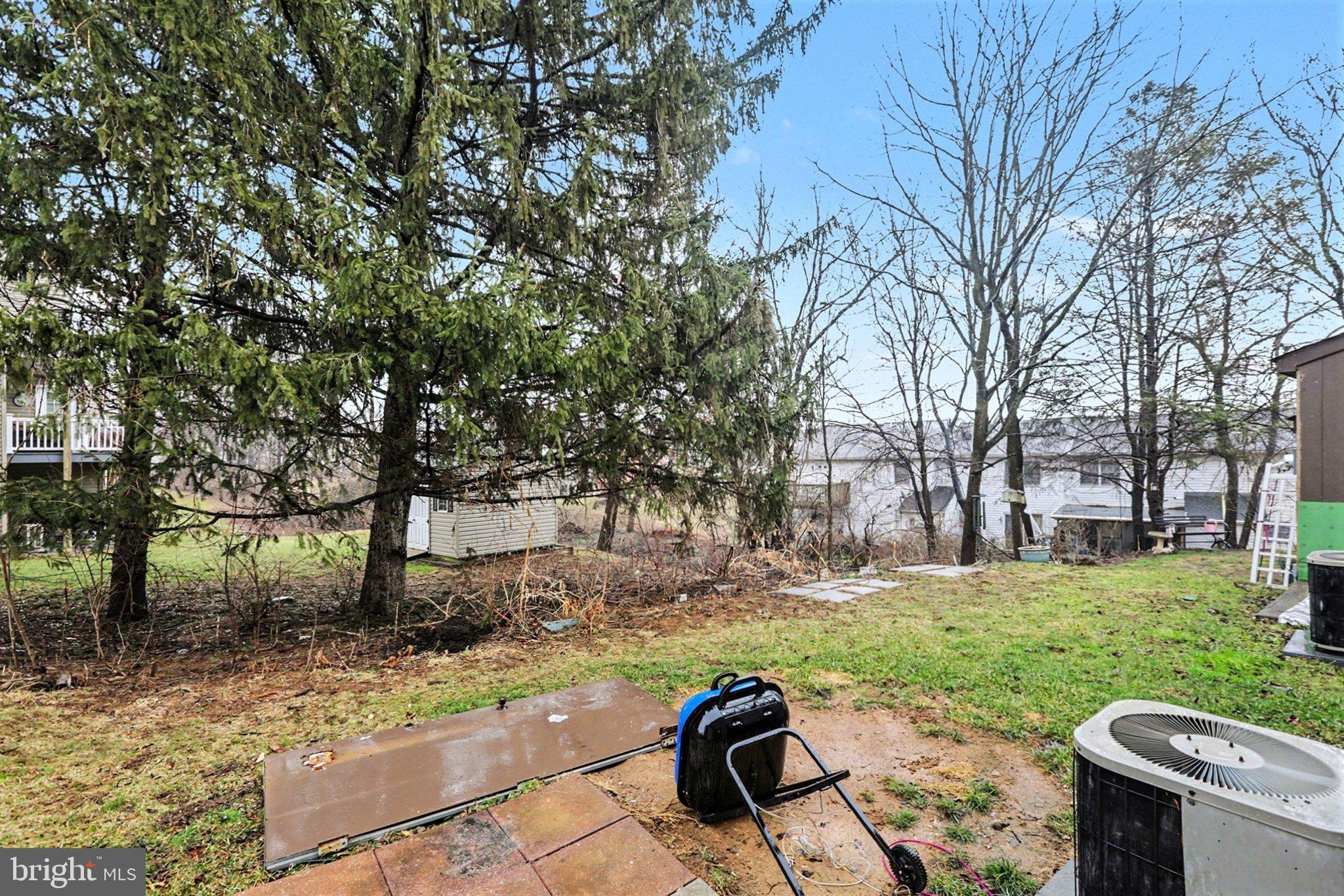 ARLINGTON HILLS - Residential