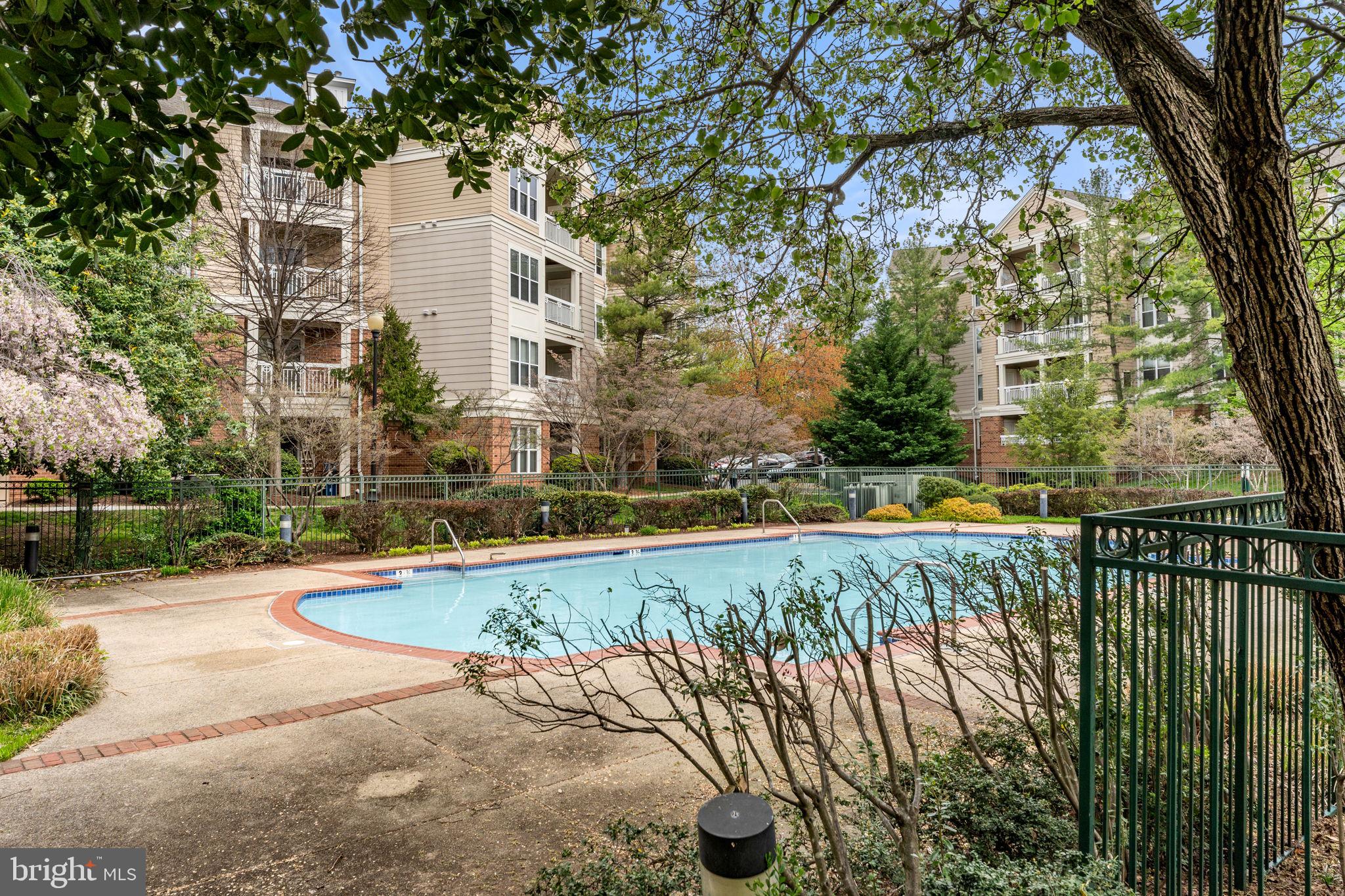 WORLDGATE CONDO - Residential