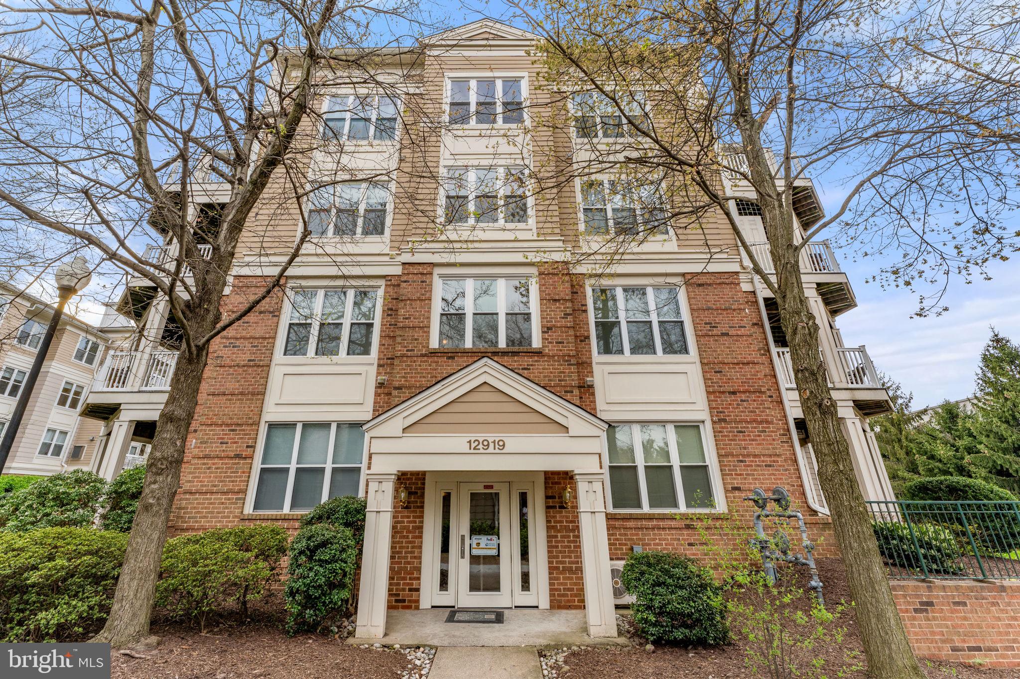 WORLDGATE CONDO - Residential