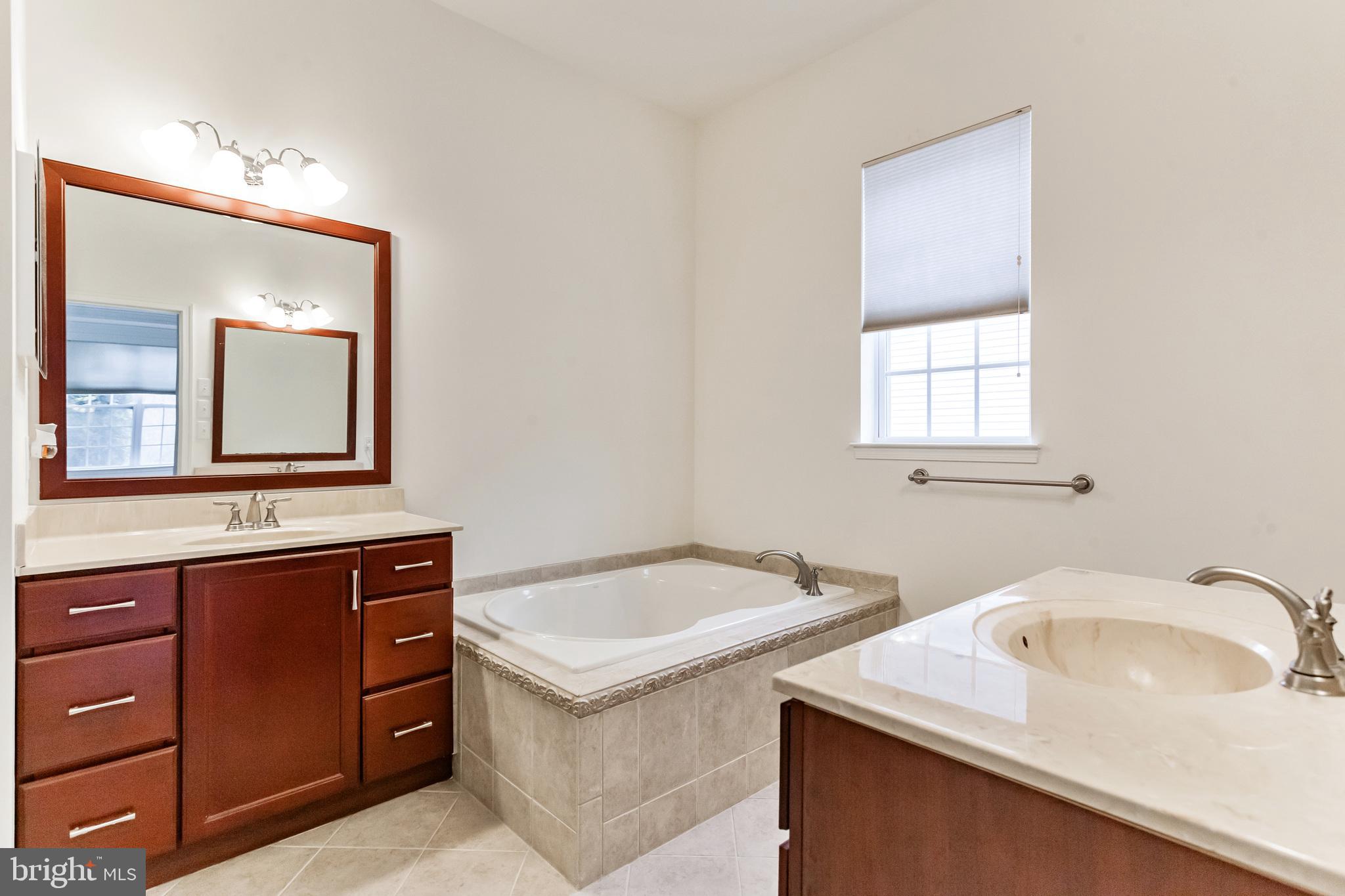 REGENCY AT YARDLEY - Residential