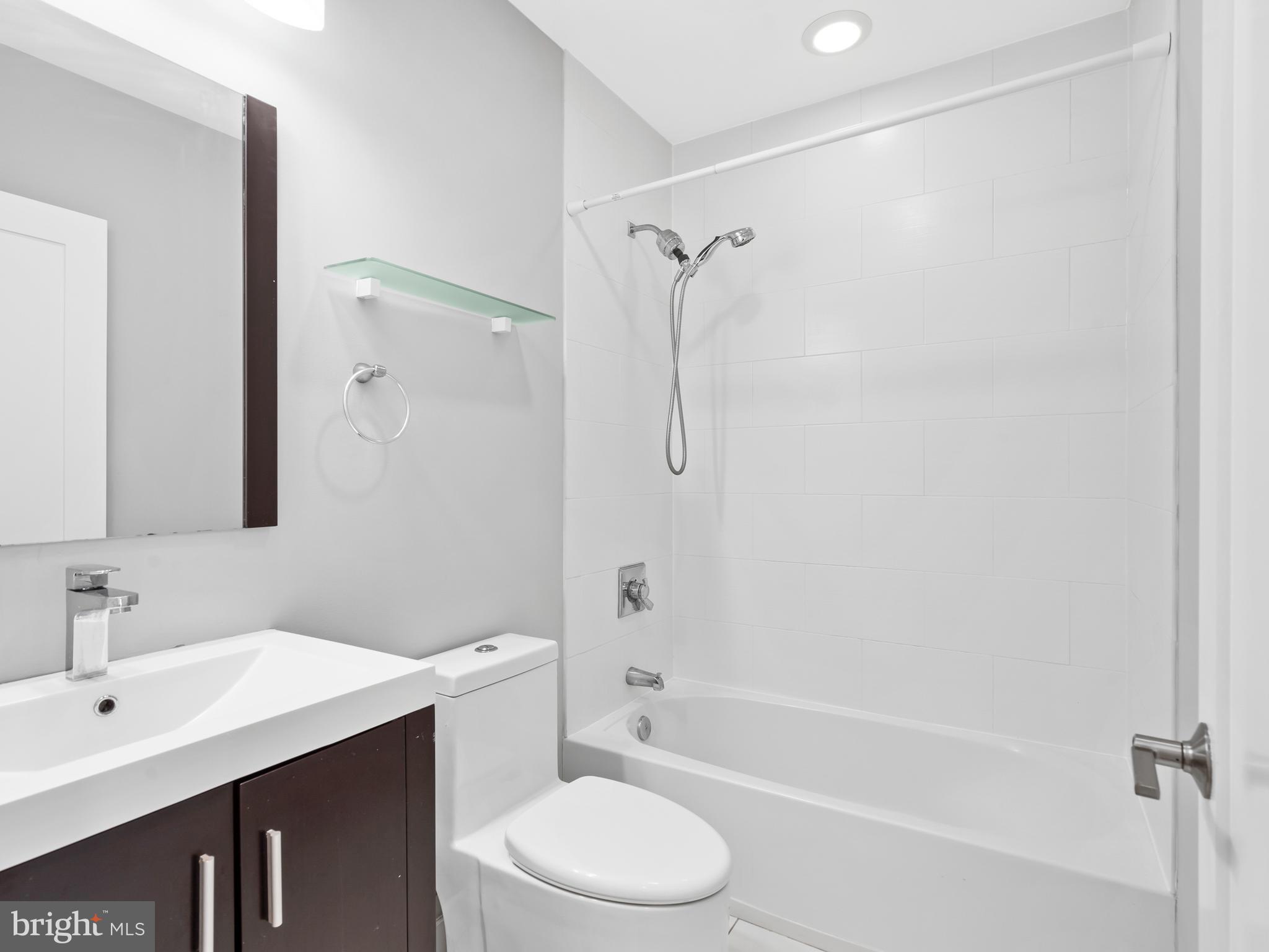 OLDE KENSINGTON - Residential