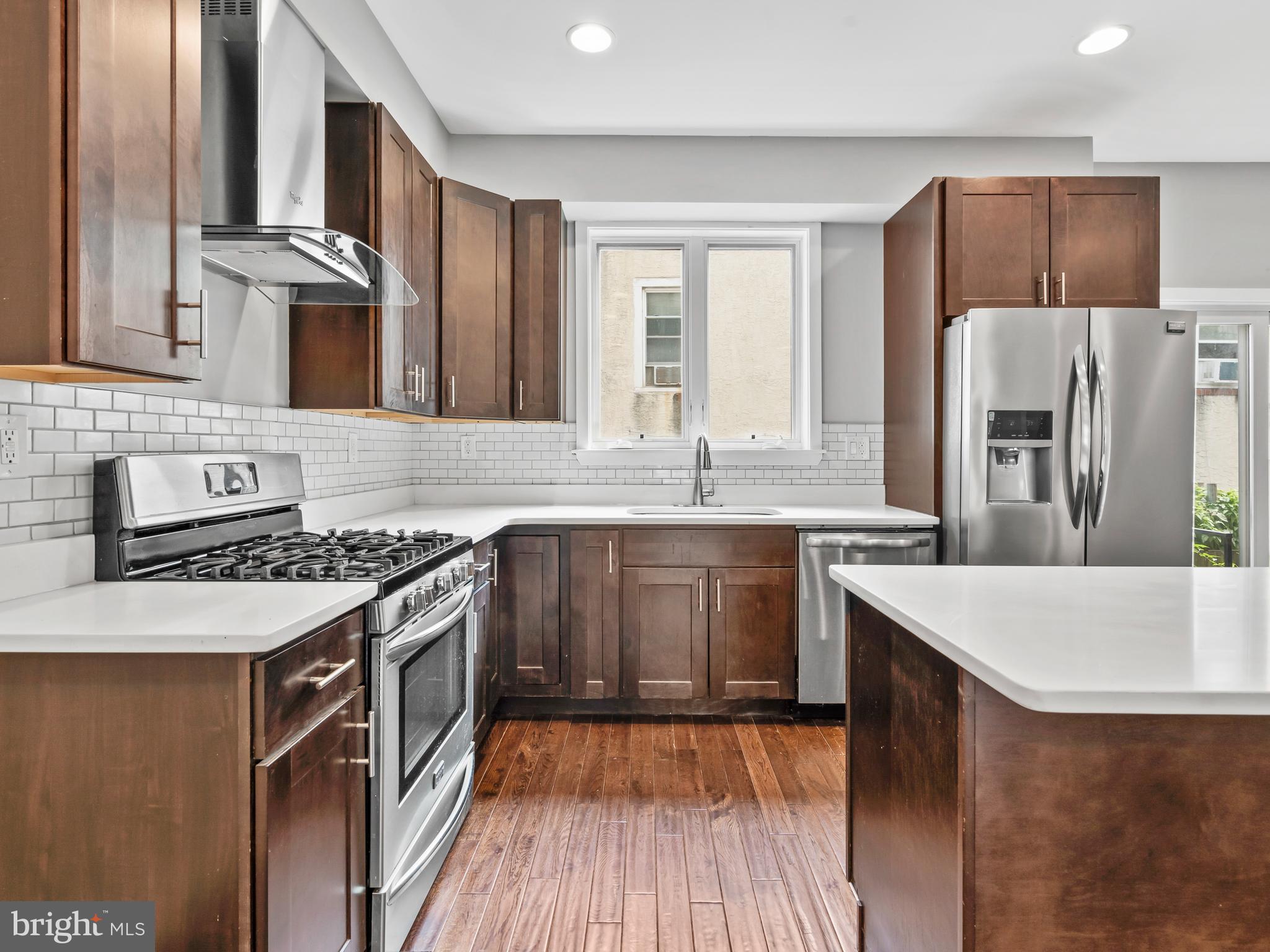 OLDE KENSINGTON - Residential