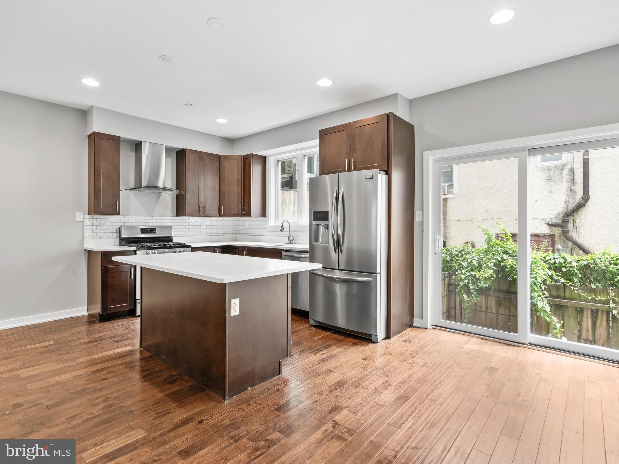 OLDE KENSINGTON - Residential