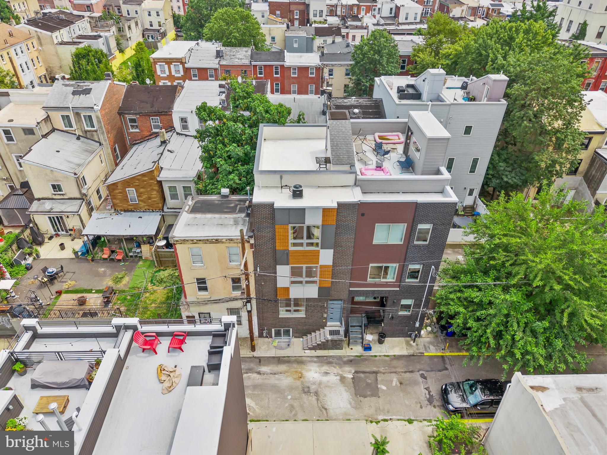 OLDE KENSINGTON - Residential