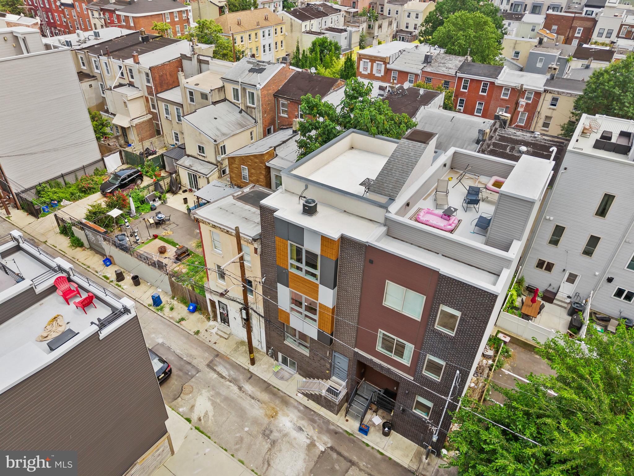 OLDE KENSINGTON - Residential