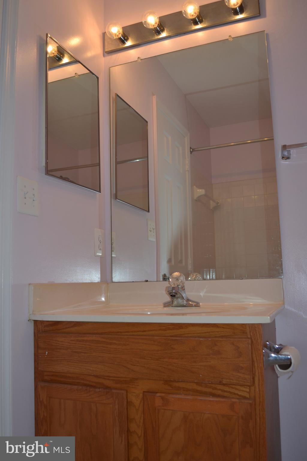 DISNEY ESTATES - Residential