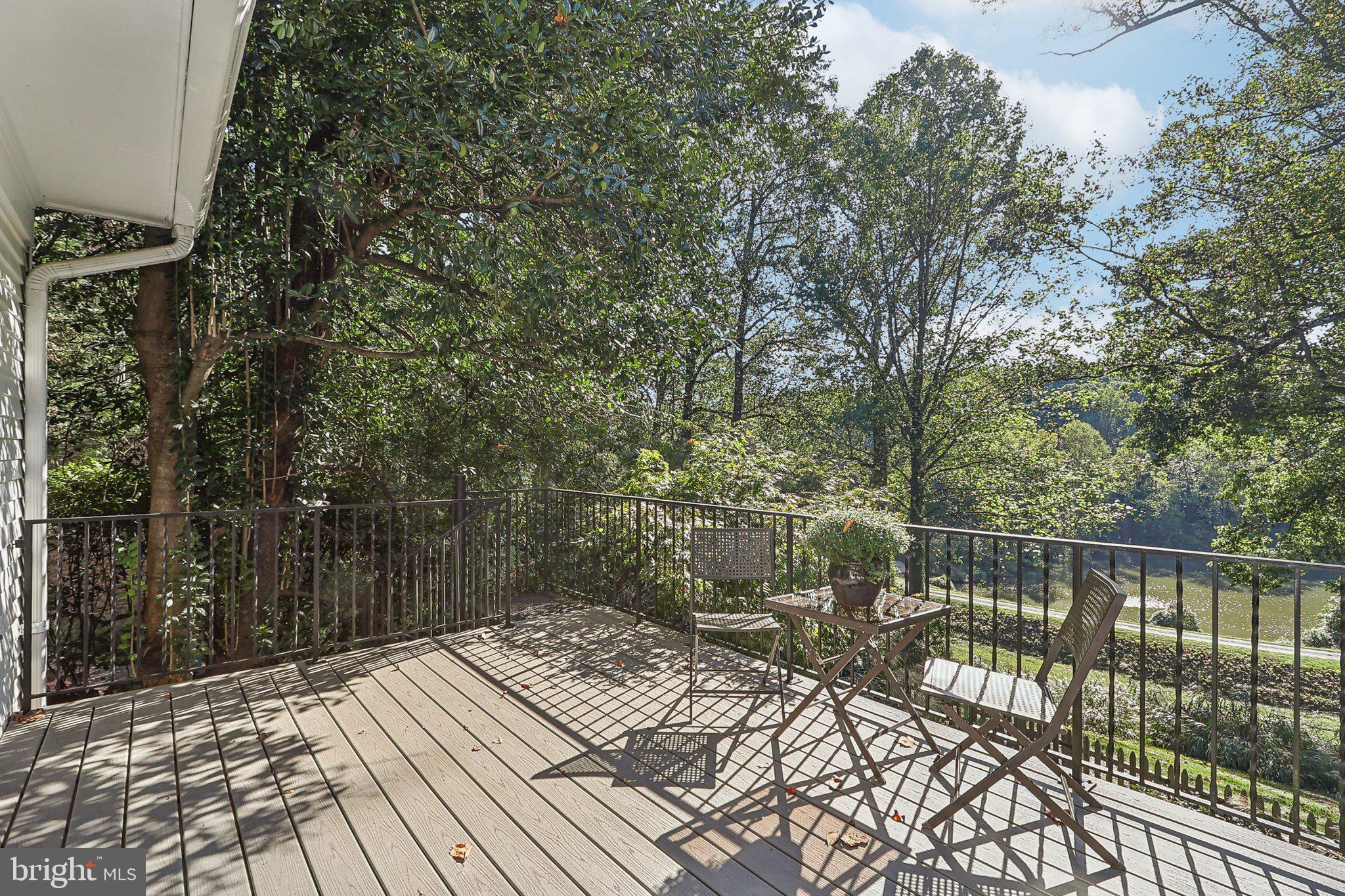 WESTMORELAND HILLS - Residential