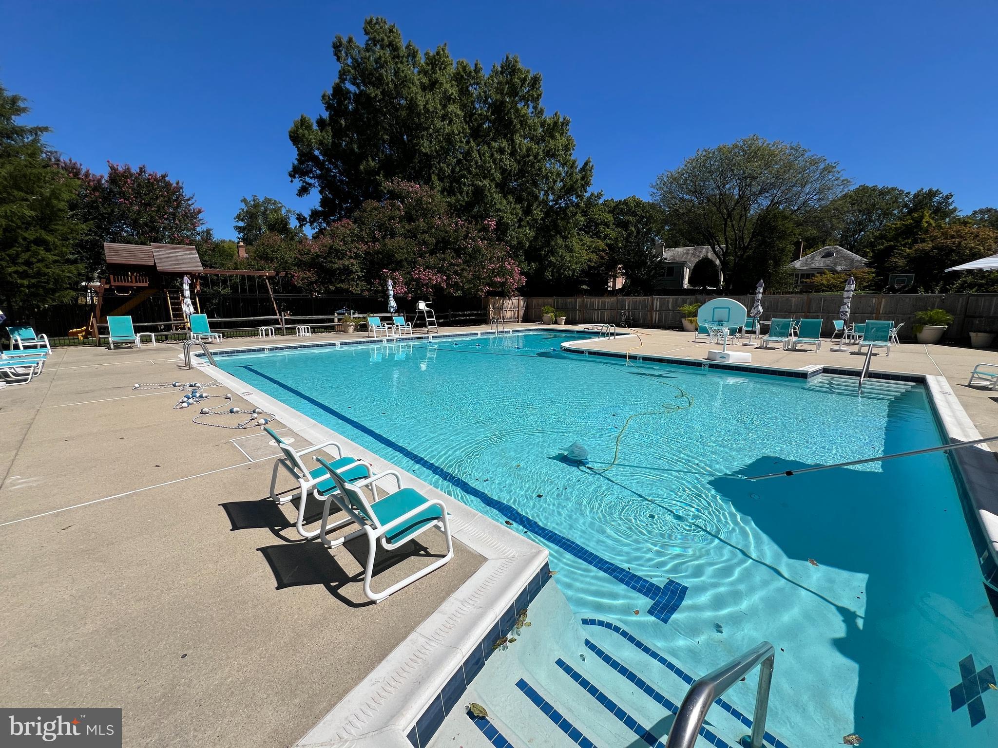 WESTMORELAND HILLS - Residential