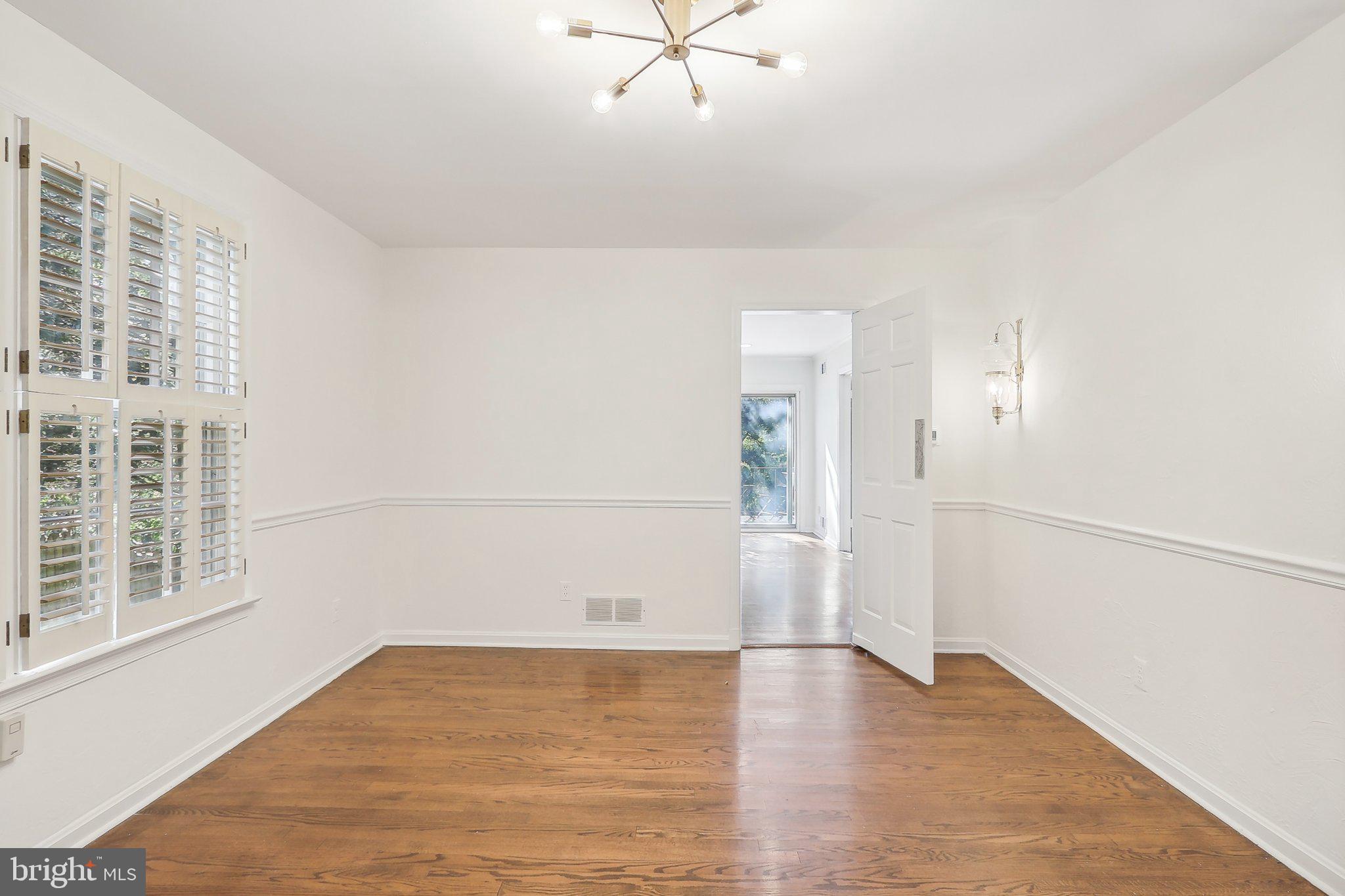 WESTMORELAND HILLS - Residential