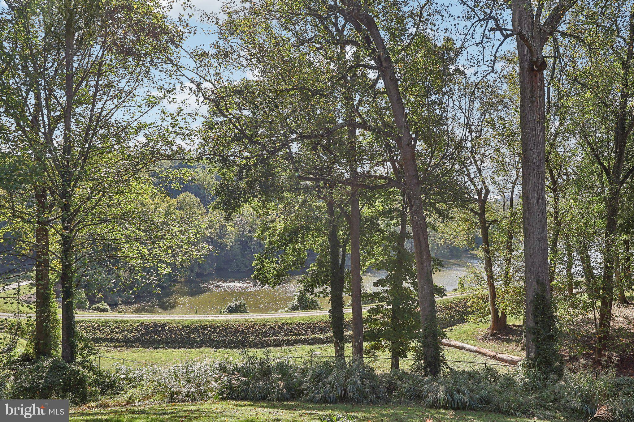 WESTMORELAND HILLS - Residential