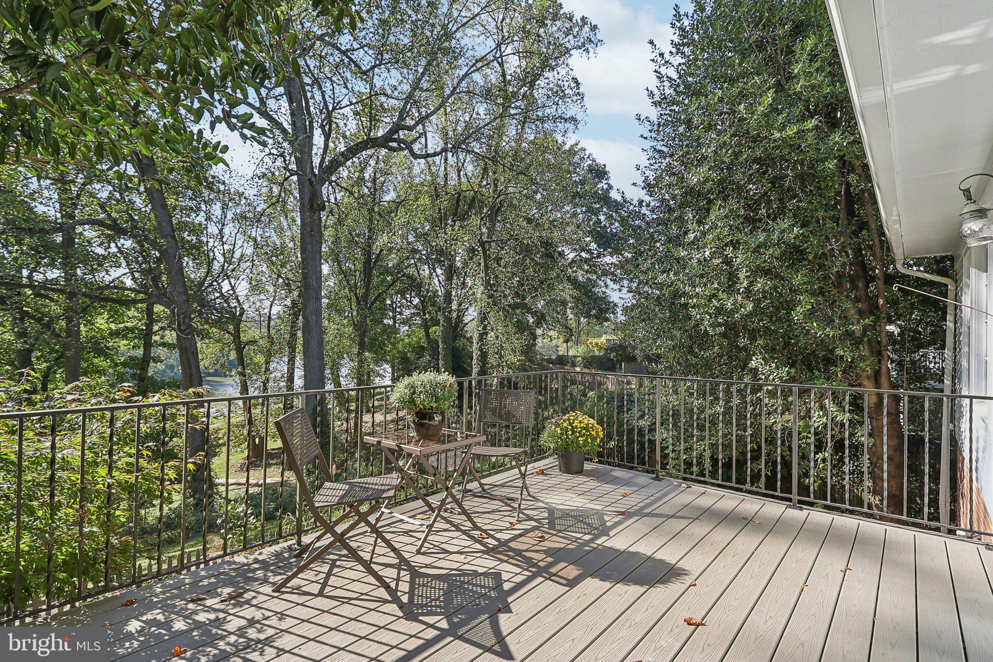 WESTMORELAND HILLS - Residential