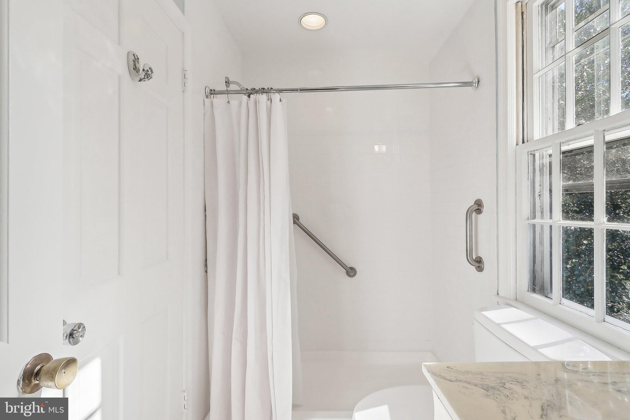 WESTMORELAND HILLS - Residential