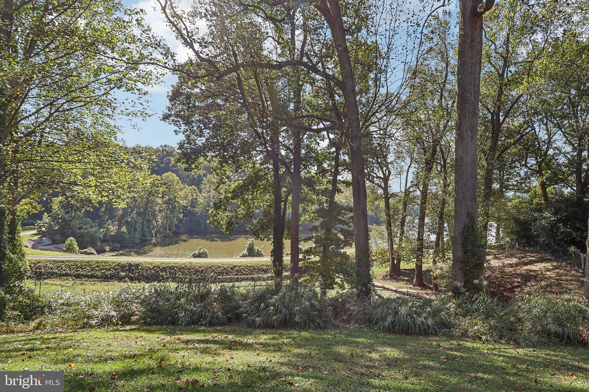 WESTMORELAND HILLS - Residential