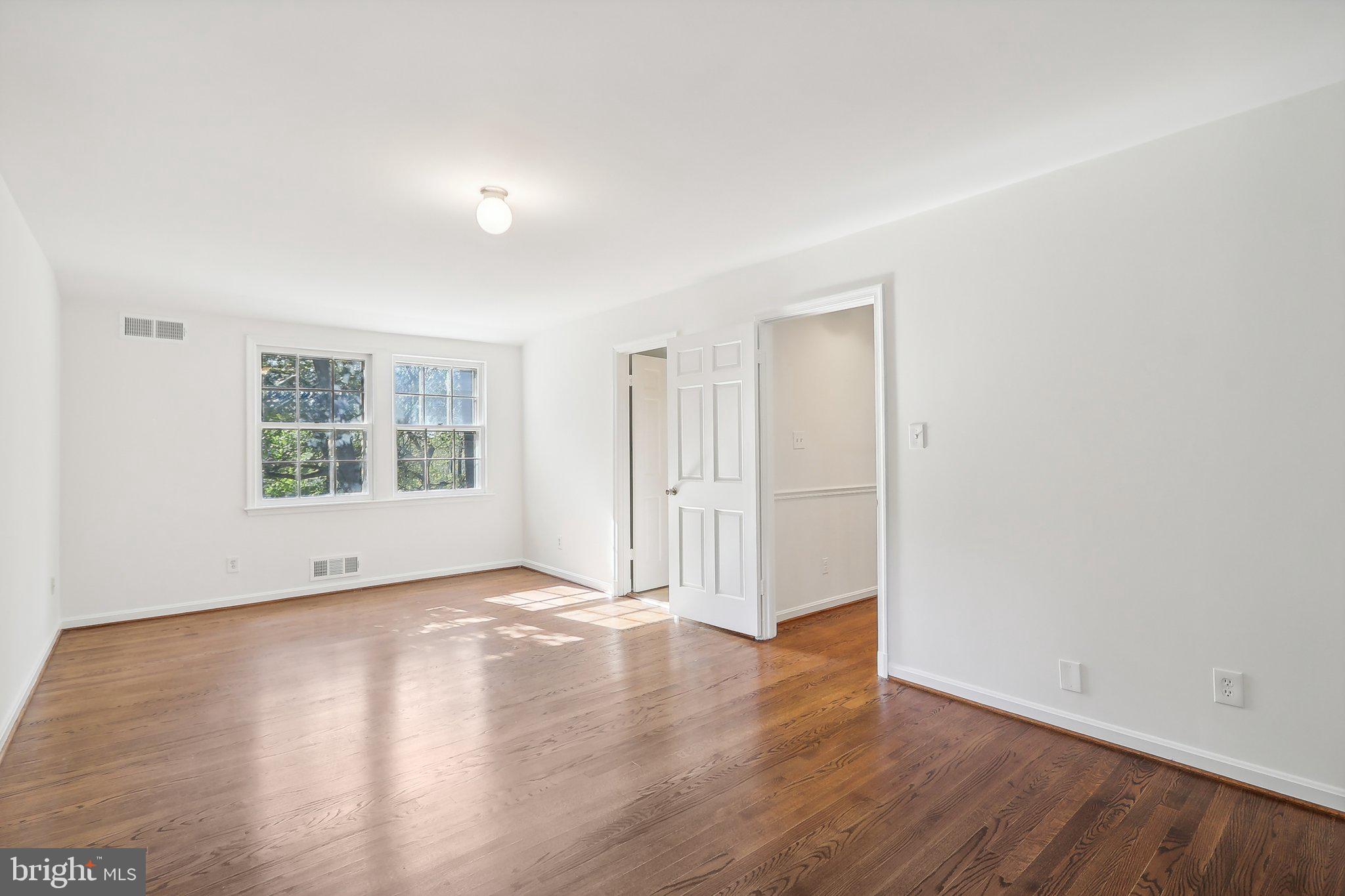 WESTMORELAND HILLS - Residential