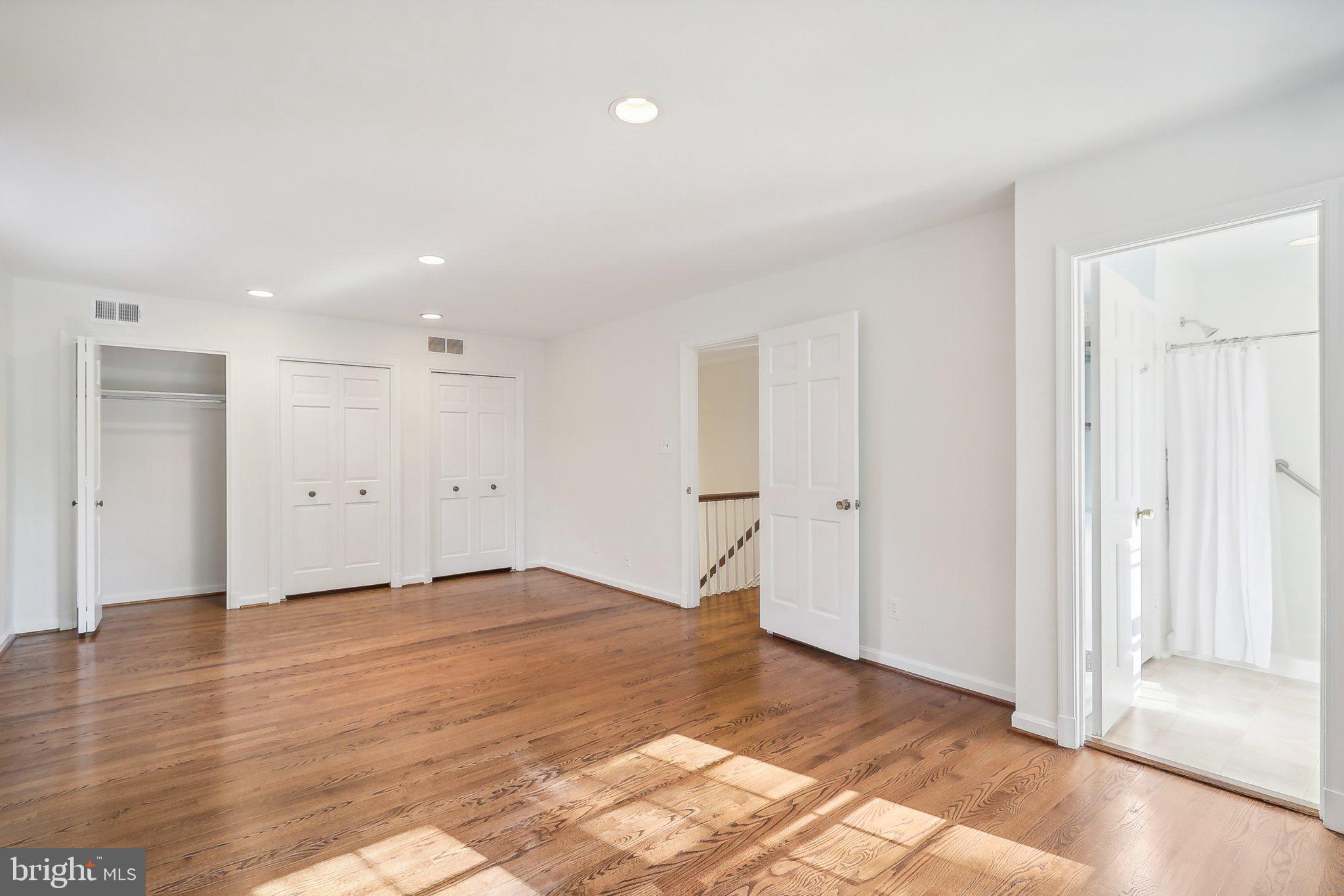 WESTMORELAND HILLS - Residential