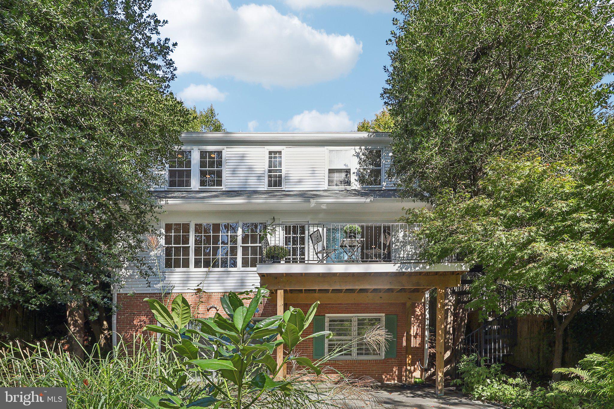 WESTMORELAND HILLS - Residential