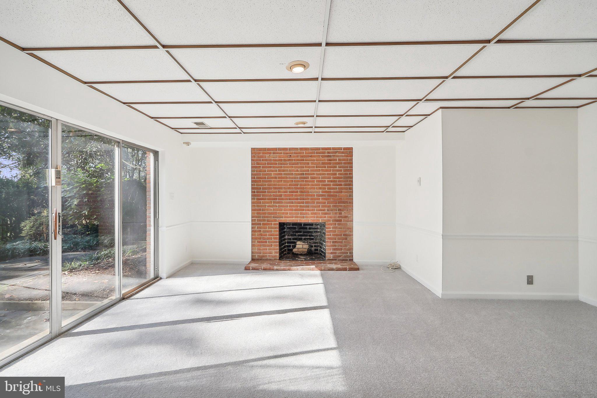 WESTMORELAND HILLS - Residential