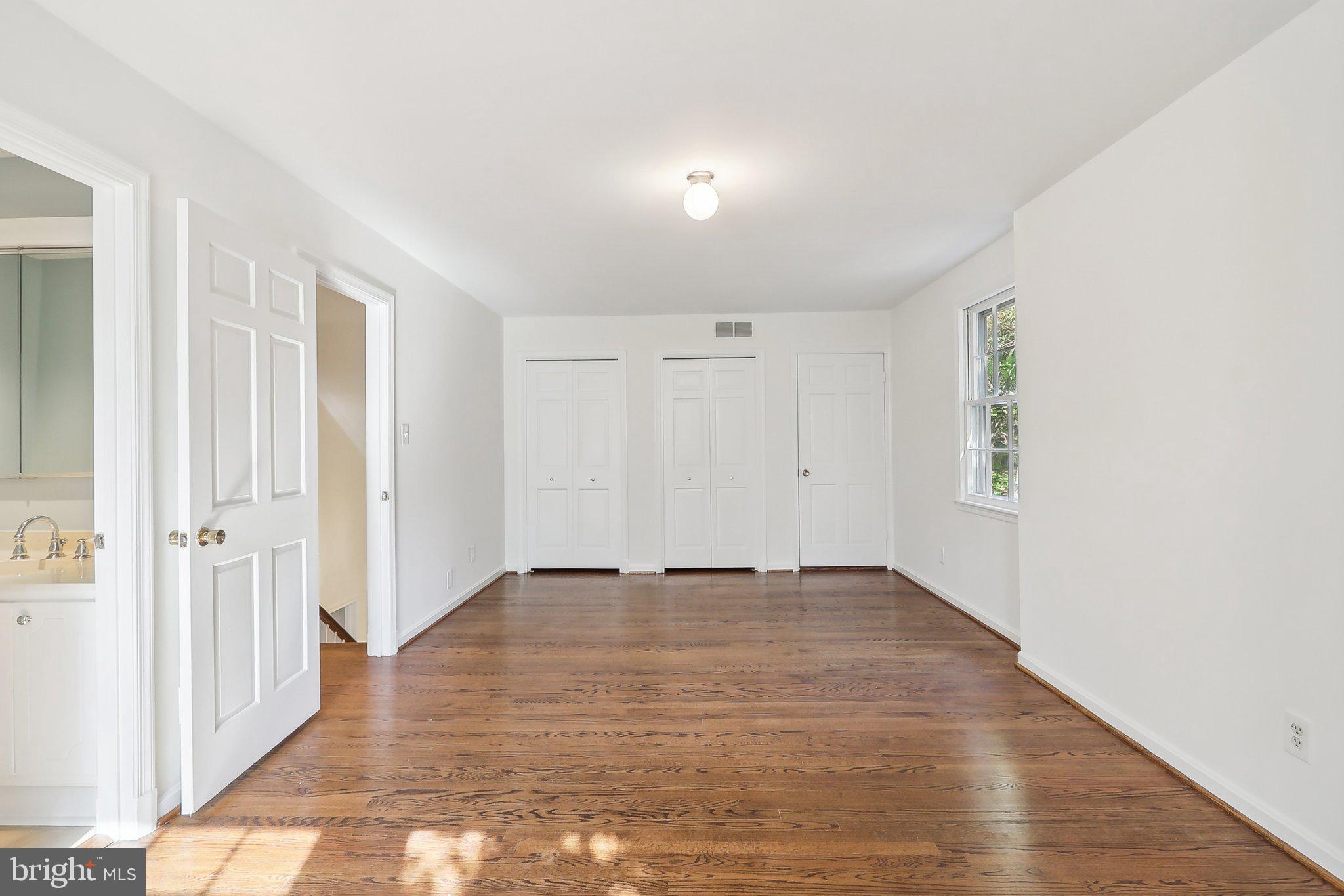 WESTMORELAND HILLS - Residential