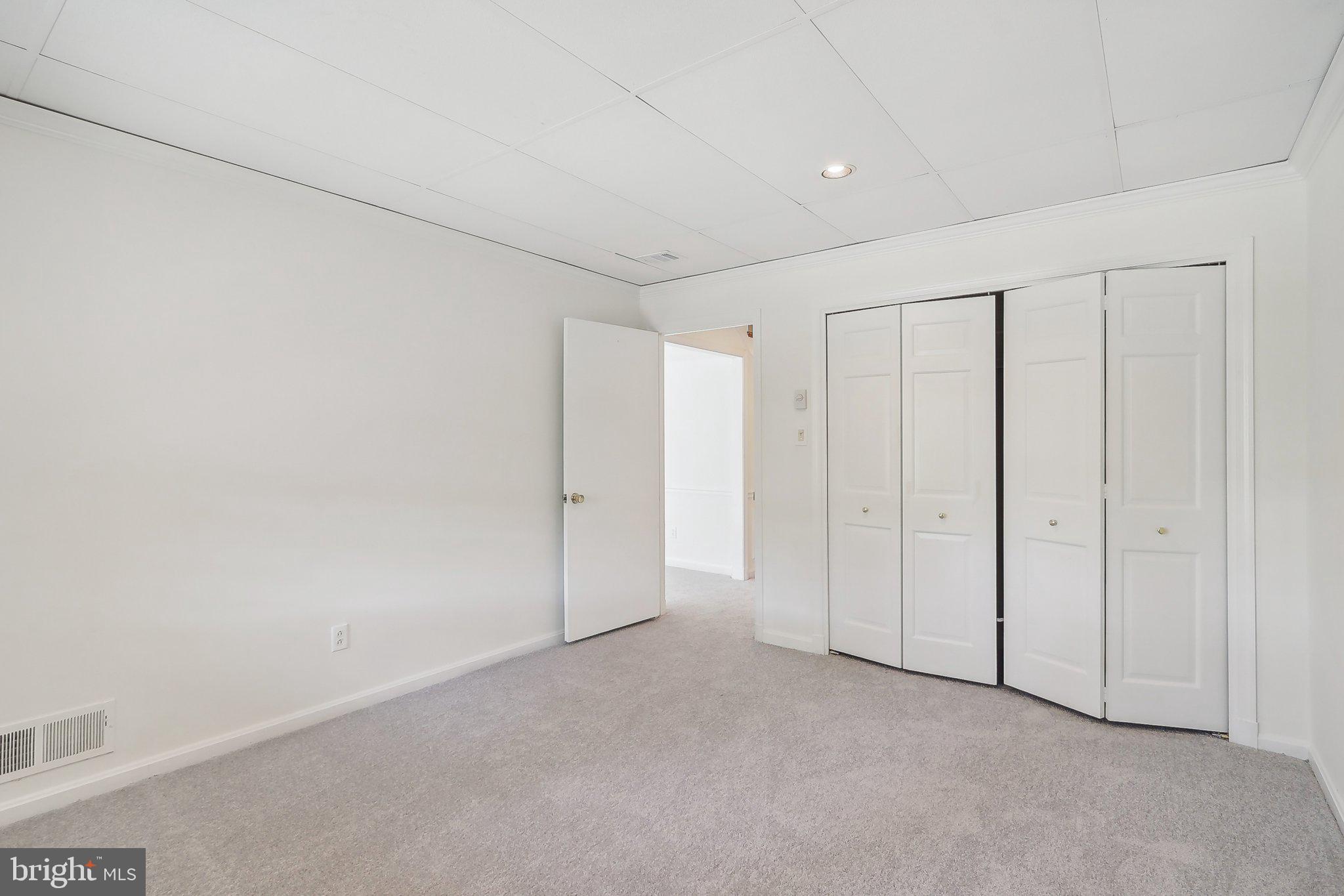 WESTMORELAND HILLS - Residential