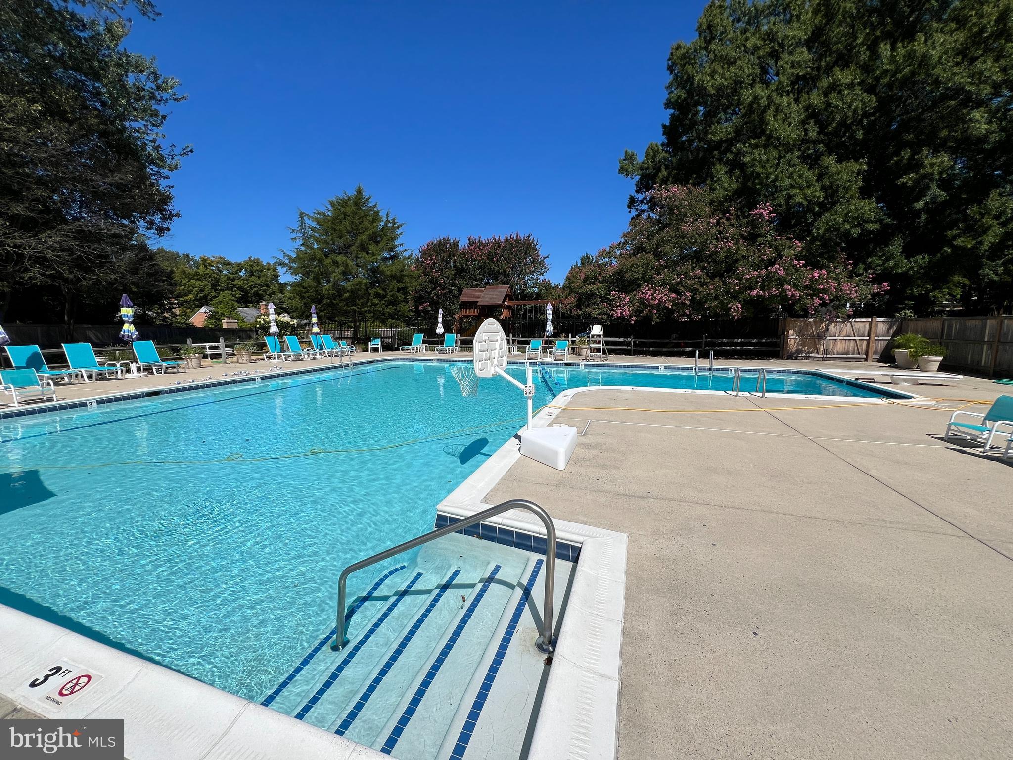 WESTMORELAND HILLS - Residential