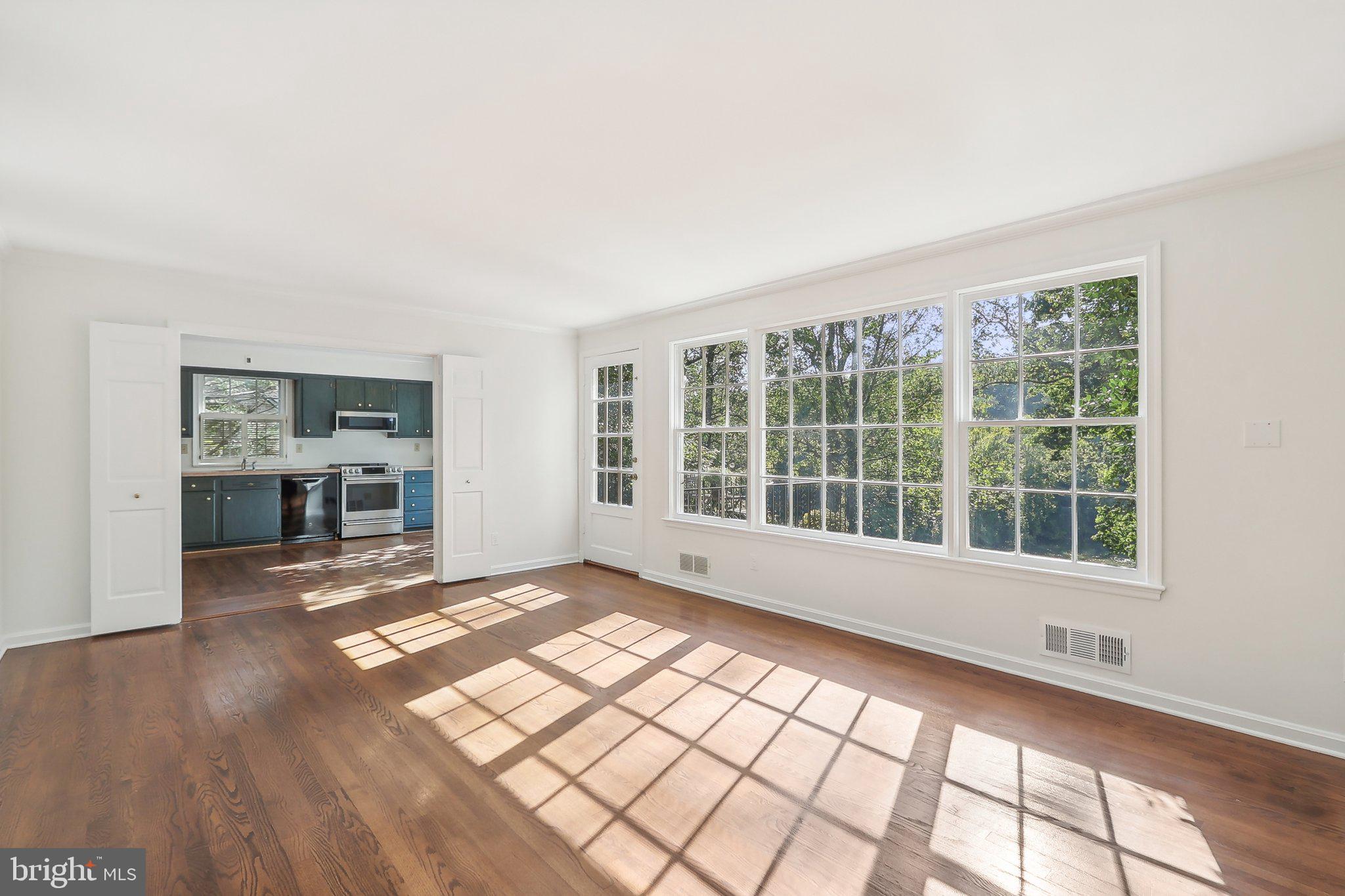 WESTMORELAND HILLS - Residential