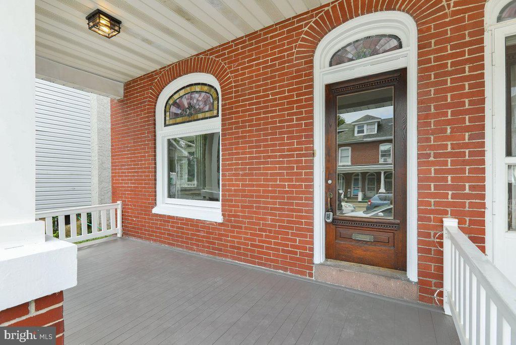 Photo of 424 Walnut Street, DENVER, PA 17517 (MLS # PALA2072888)