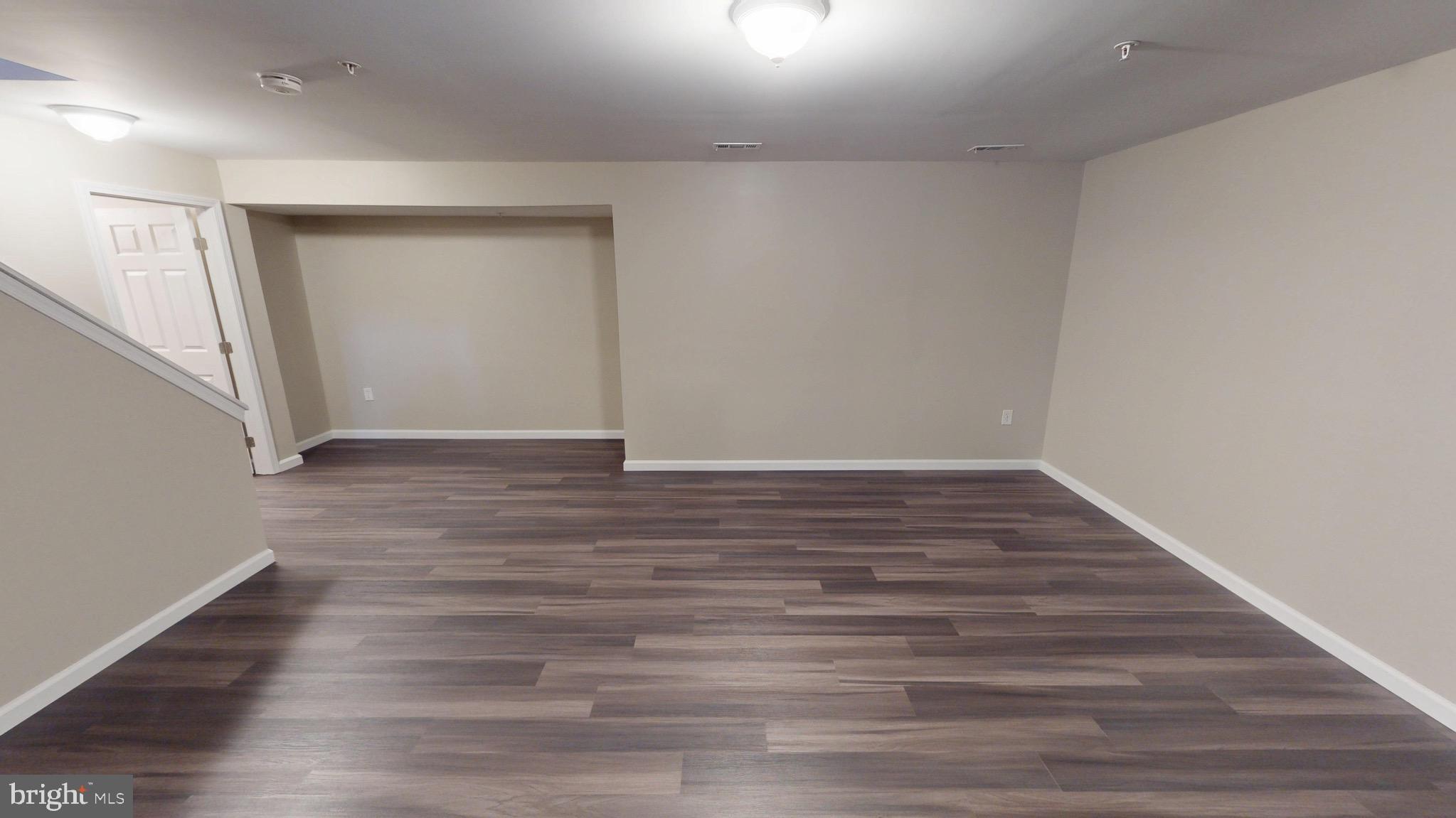 TANTALLON ON THE POTOMAC - Residential