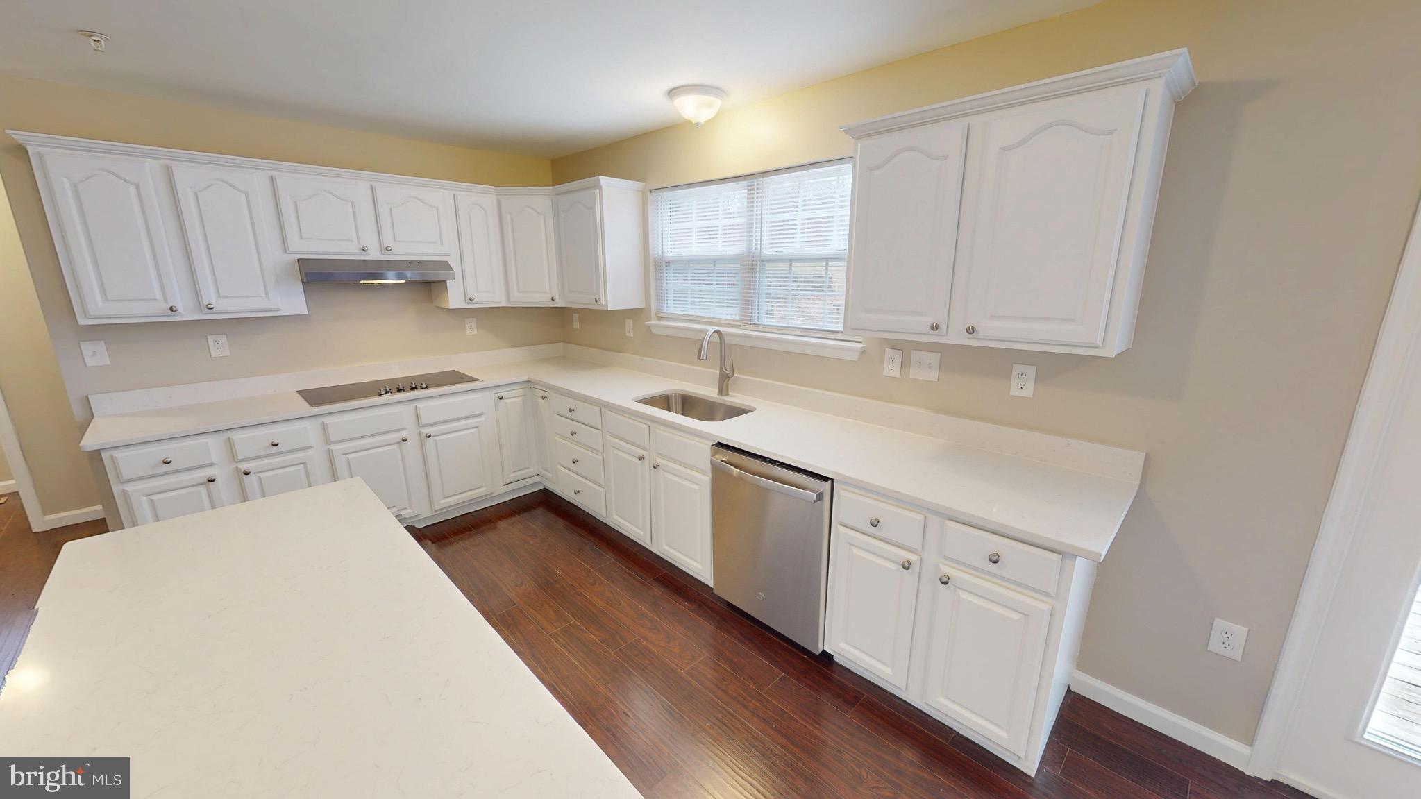 TANTALLON ON THE POTOMAC - Residential