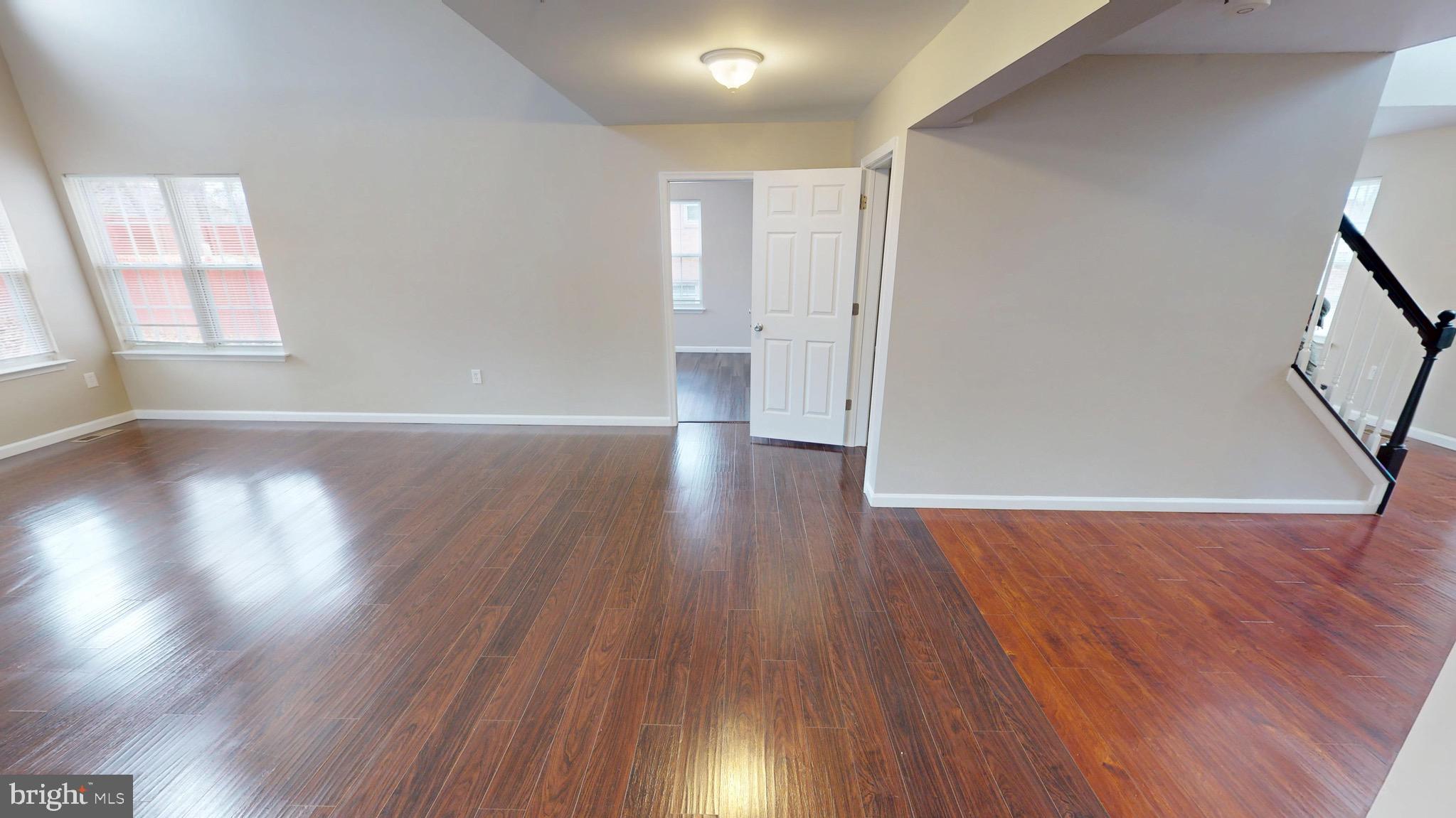 TANTALLON ON THE POTOMAC - Residential