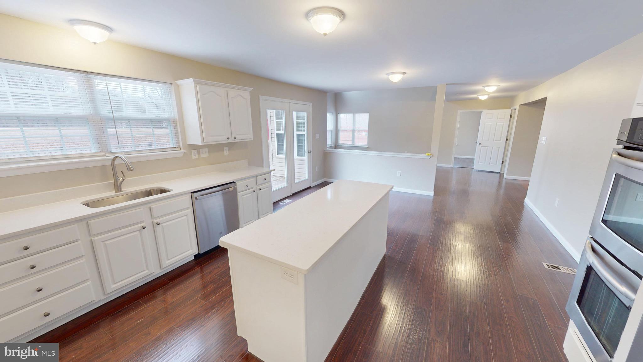 TANTALLON ON THE POTOMAC - Residential