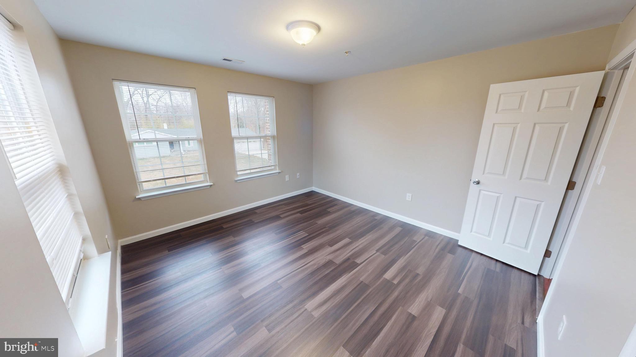 TANTALLON ON THE POTOMAC - Residential