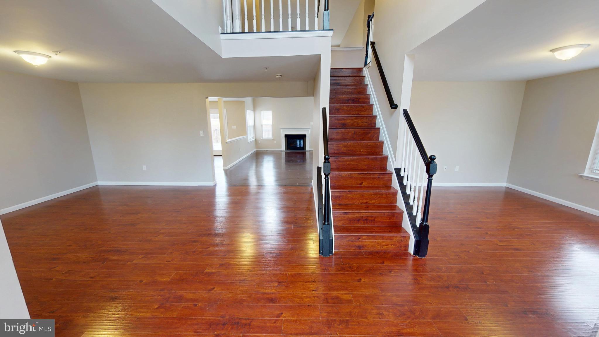 TANTALLON ON THE POTOMAC - Residential