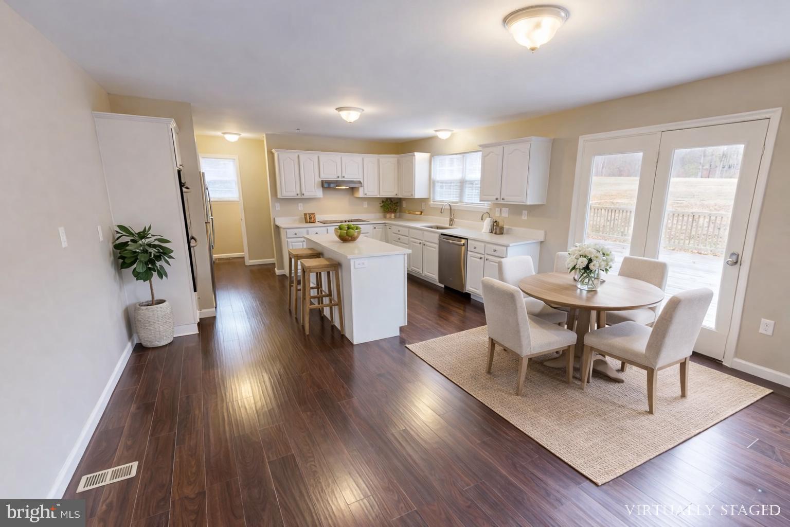 TANTALLON ON THE POTOMAC - Residential