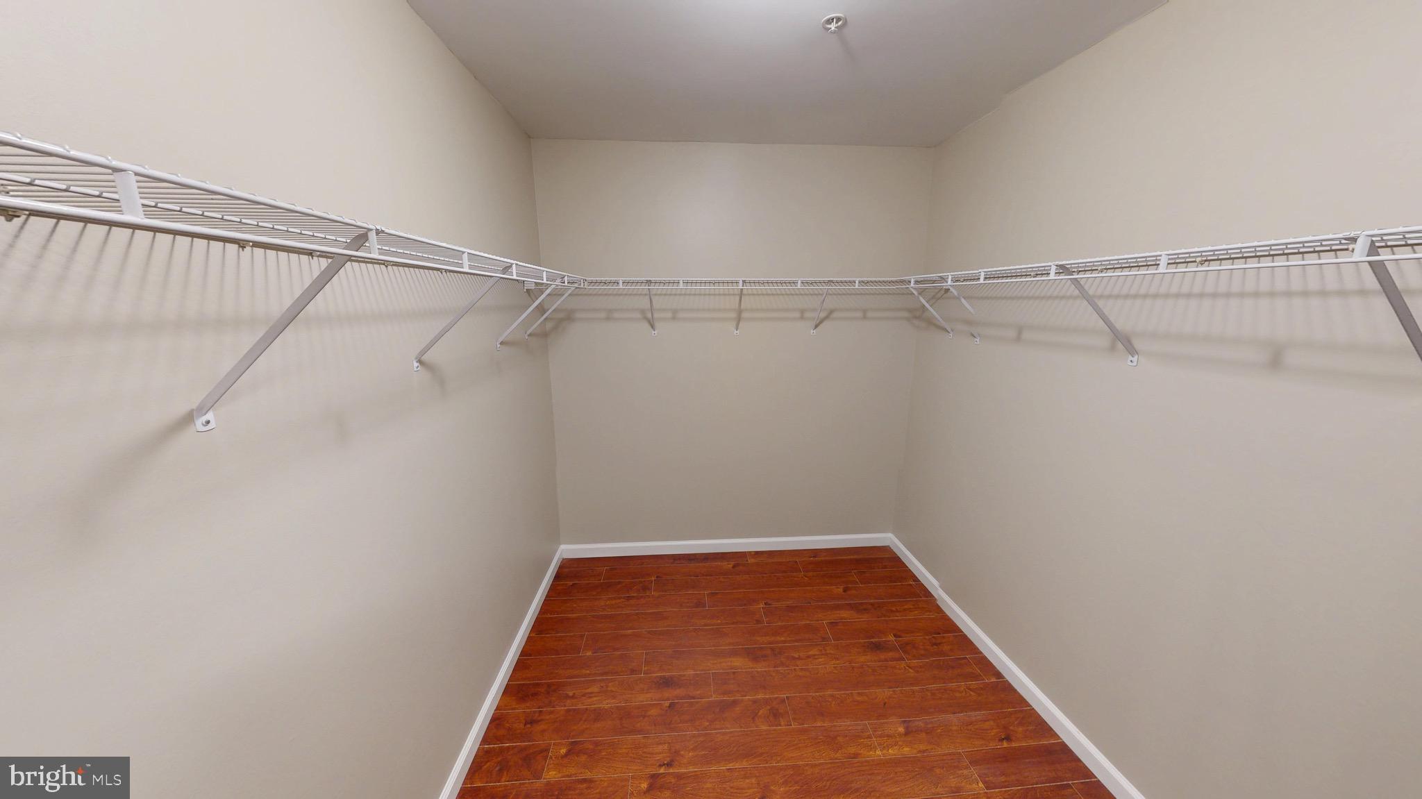 TANTALLON ON THE POTOMAC - Residential