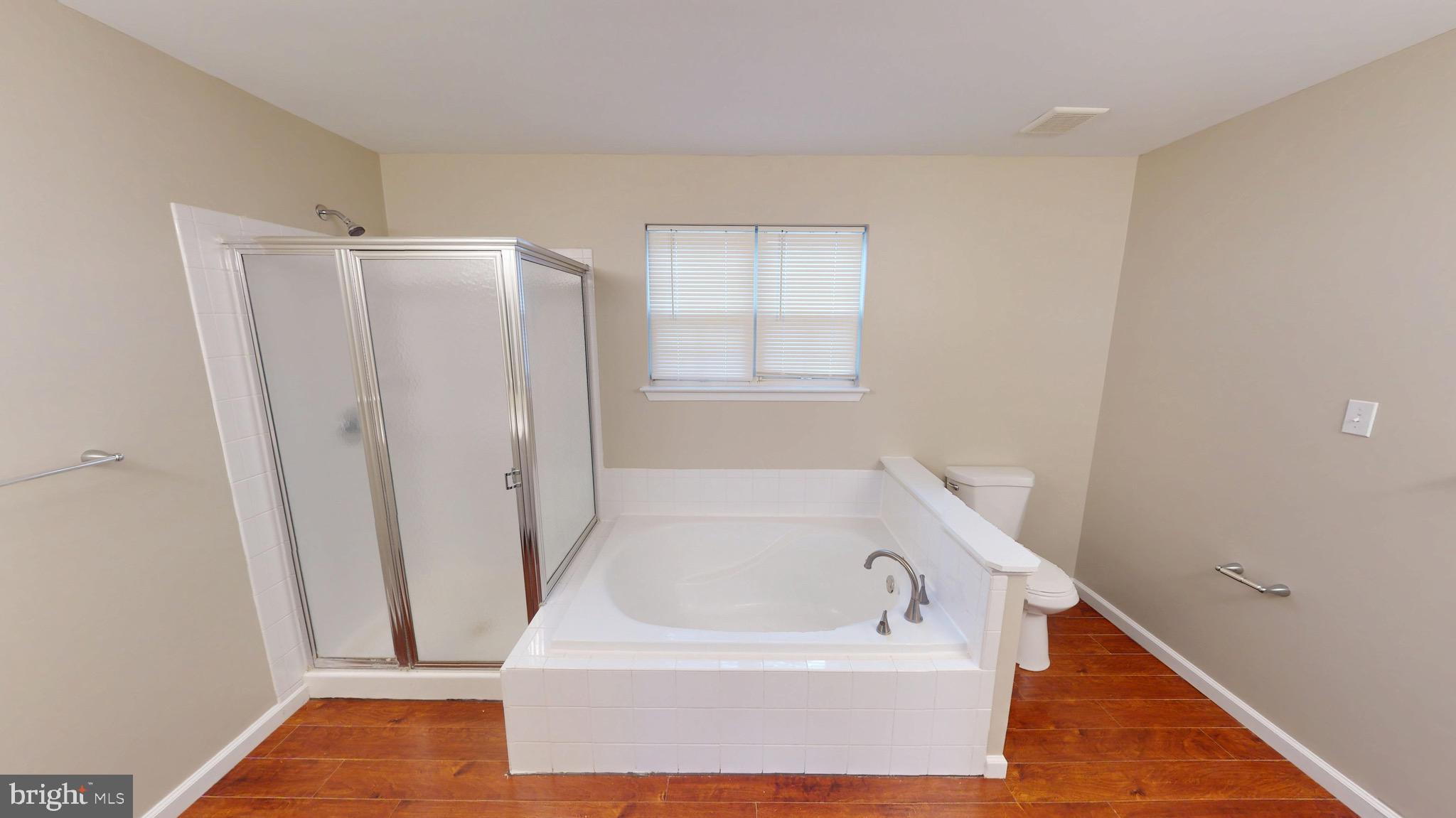 TANTALLON ON THE POTOMAC - Residential