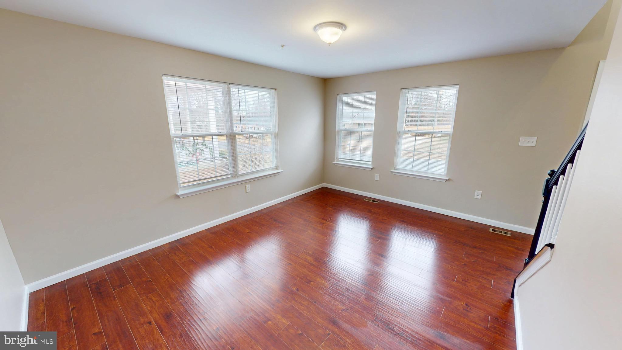 TANTALLON ON THE POTOMAC - Residential