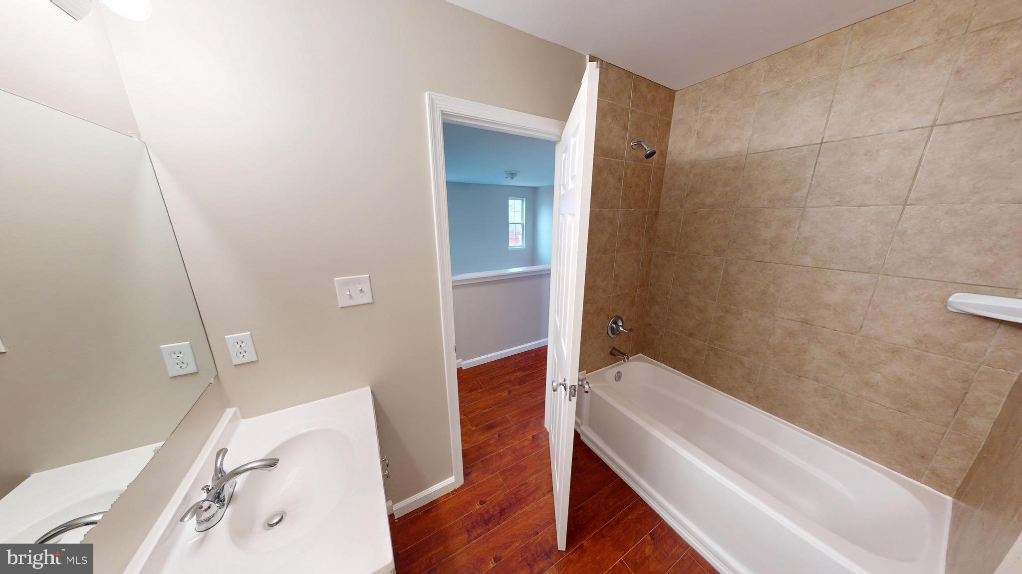 TANTALLON ON THE POTOMAC - Residential