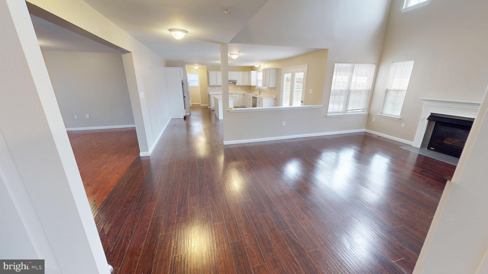 TANTALLON ON THE POTOMAC - Residential