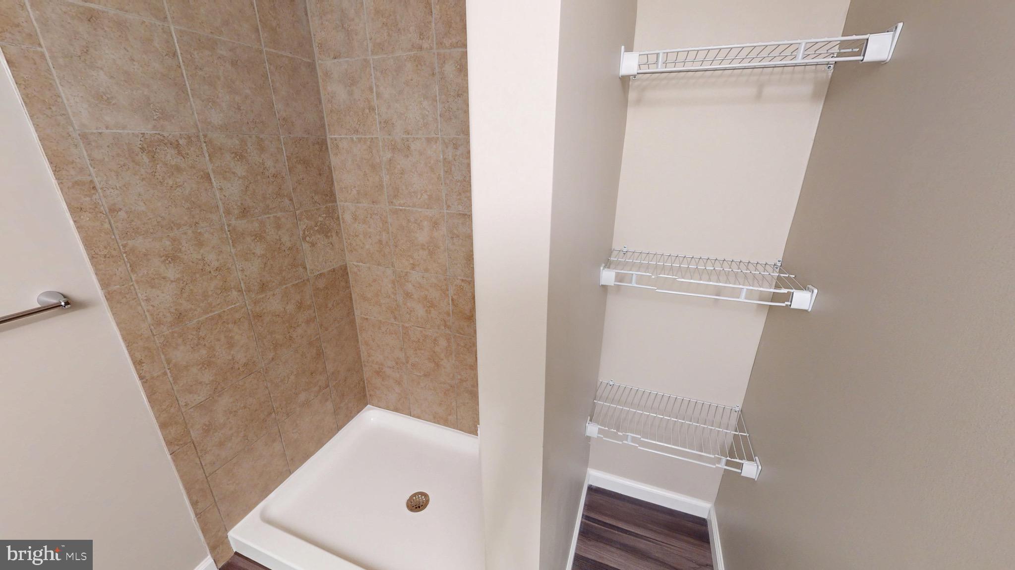 TANTALLON ON THE POTOMAC - Residential