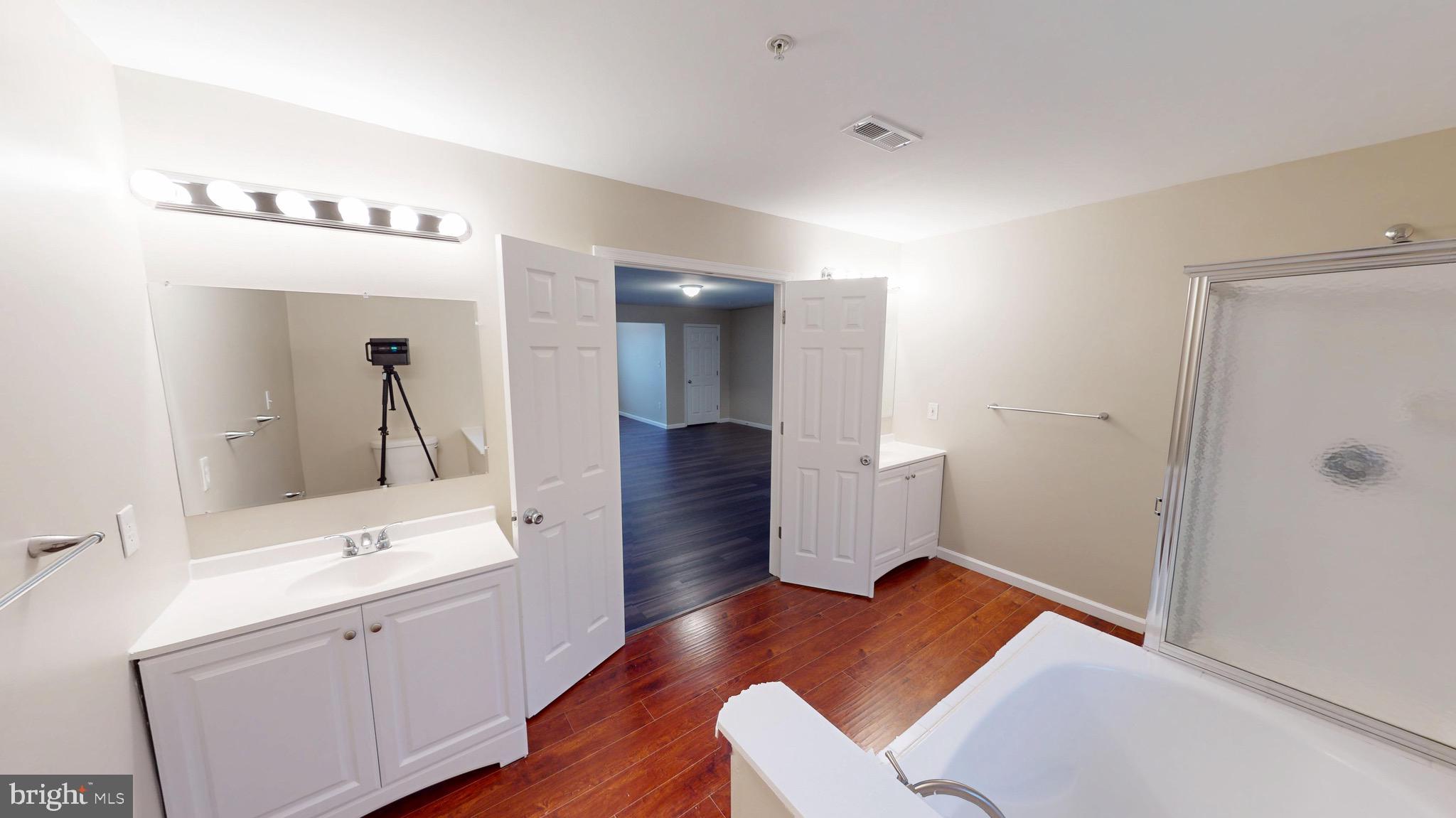 TANTALLON ON THE POTOMAC - Residential