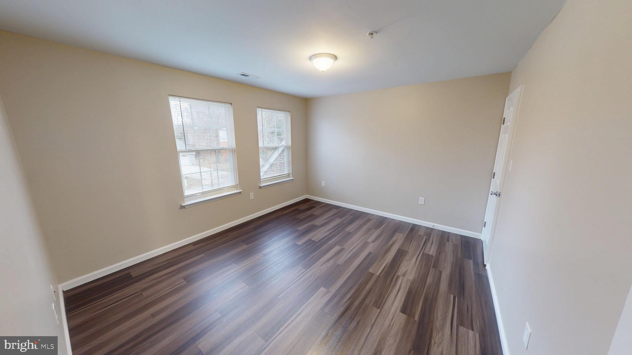 TANTALLON ON THE POTOMAC - Residential