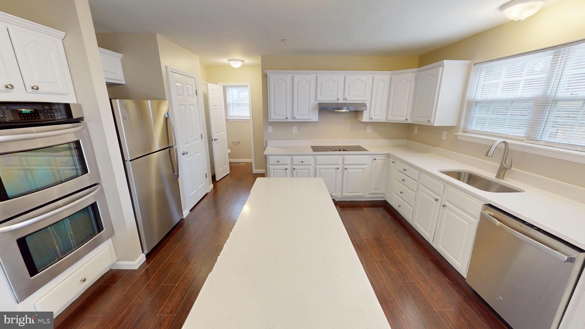 TANTALLON ON THE POTOMAC - Residential