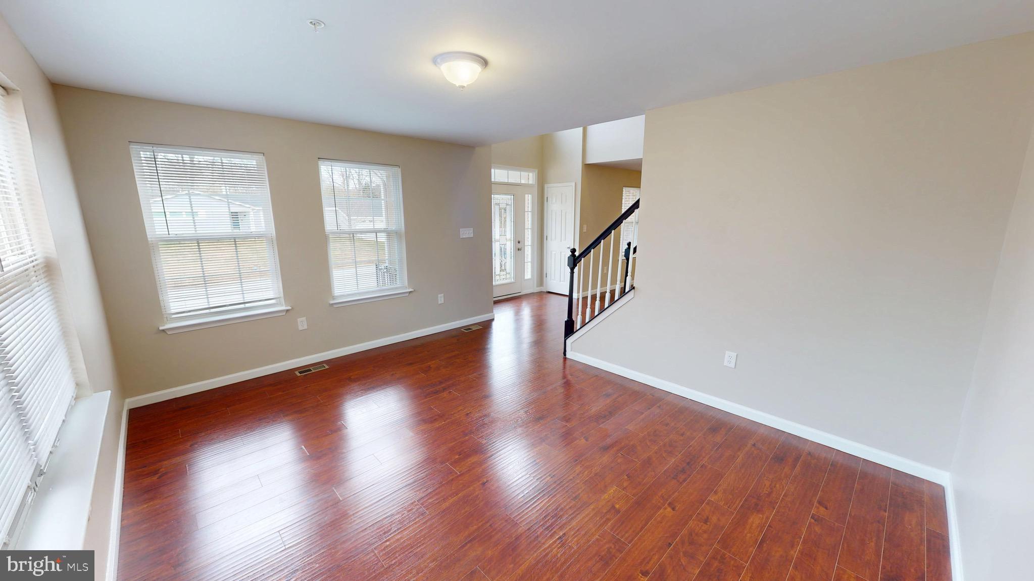 TANTALLON ON THE POTOMAC - Residential