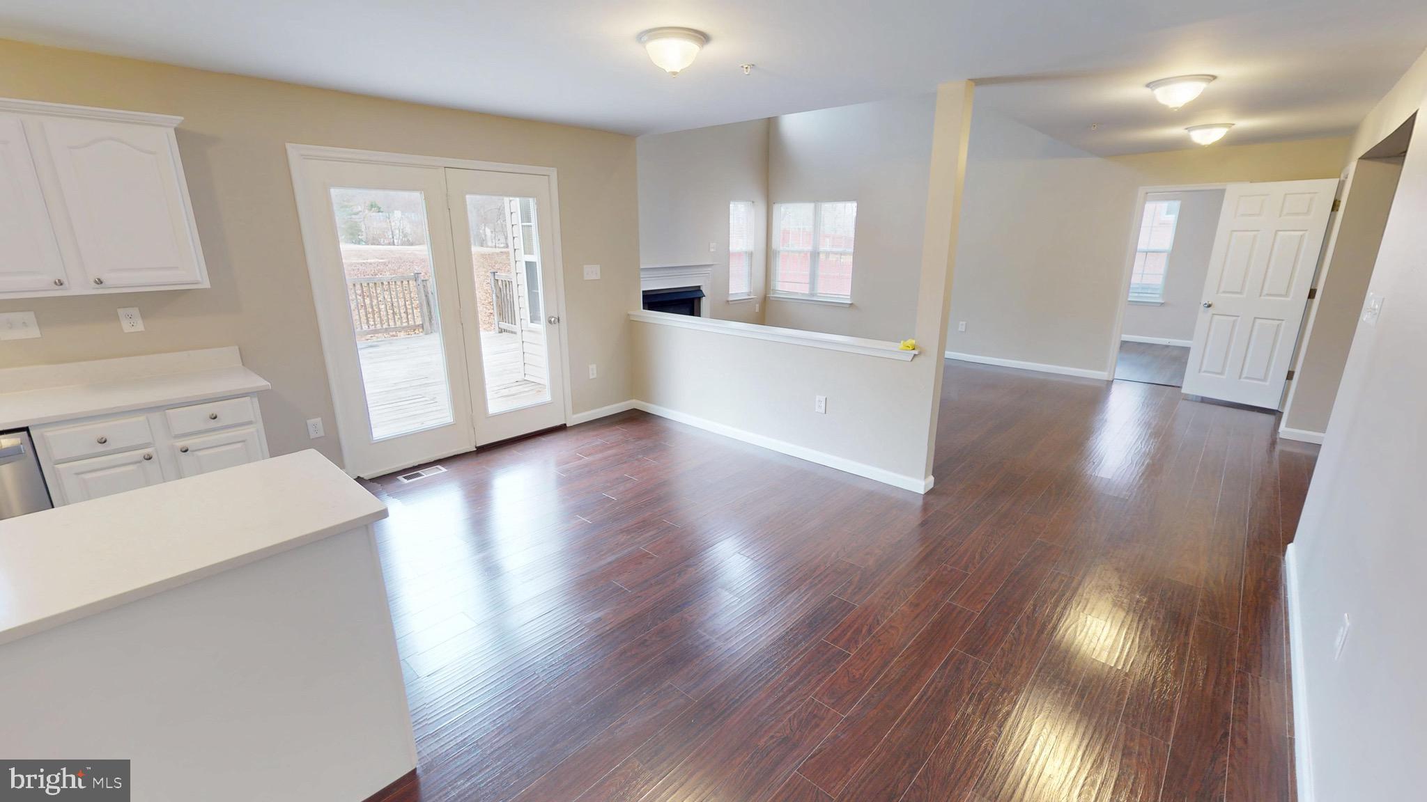 TANTALLON ON THE POTOMAC - Residential