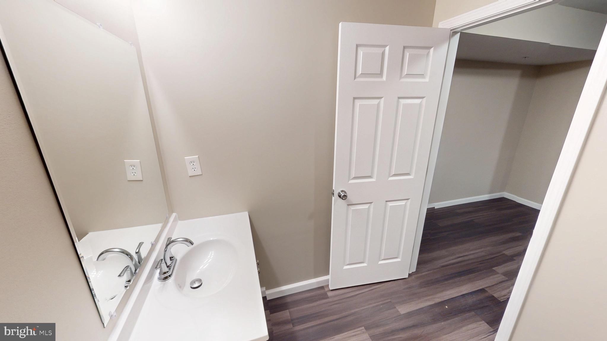 TANTALLON ON THE POTOMAC - Residential